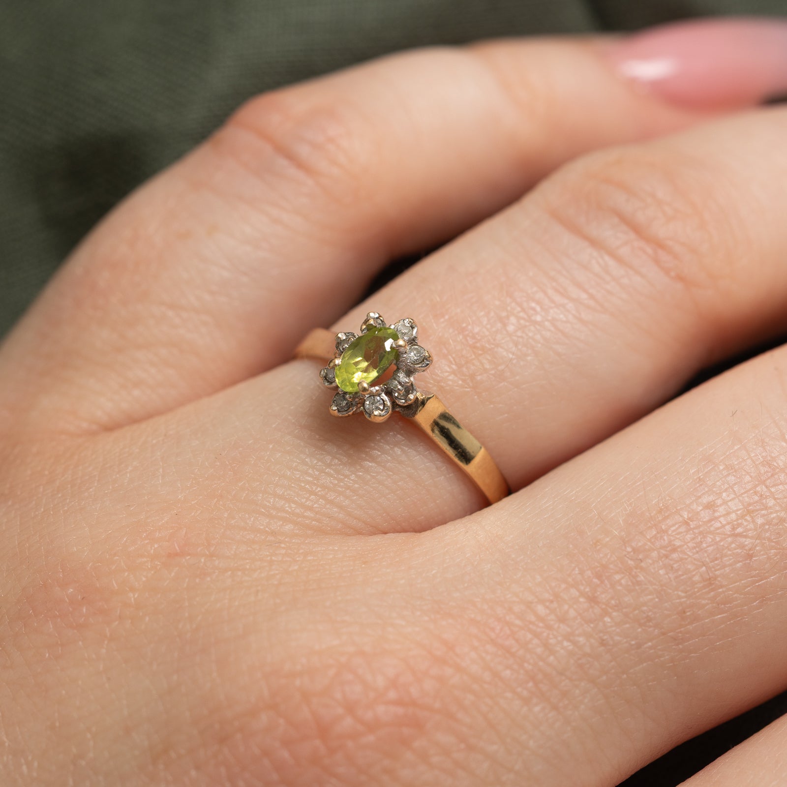 Peridot & Diamond Petal Ring - 0.22ct Genuine Peridot with 0.06ctw Diamond Accents - Size 6.75 - Elegant Floral Jewelry for Women - Perfect for Weddings, Anniversaries & Special Occasions