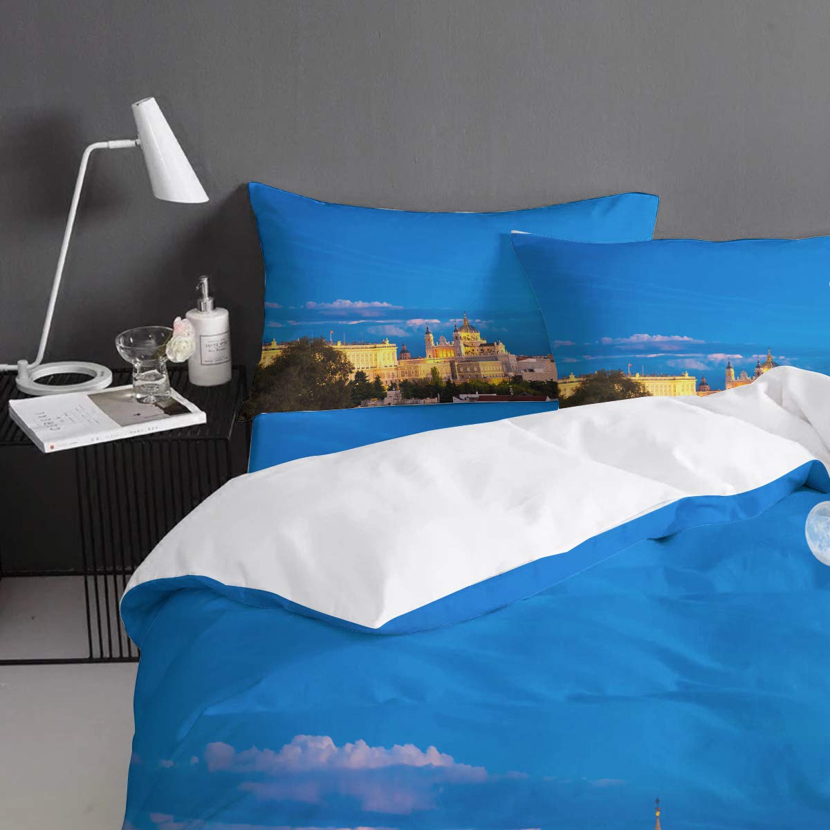 Queen Size Duvet Cover Set - Cute Kids Bedding with Madrid Night Sky Print - Soft 4-Piece Bed Sheet Set (1 Flat Sheet, 1 Duvet Cover, 2 Pillowcases) for Women & Men - Perfect for Kids' Rooms, Guest Bedrooms & Cozy Home Decor