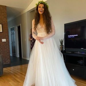 Watters Rutledge Elegant Evening Gown - Formal Wedding Dress & Prom Gown for Special Occasions