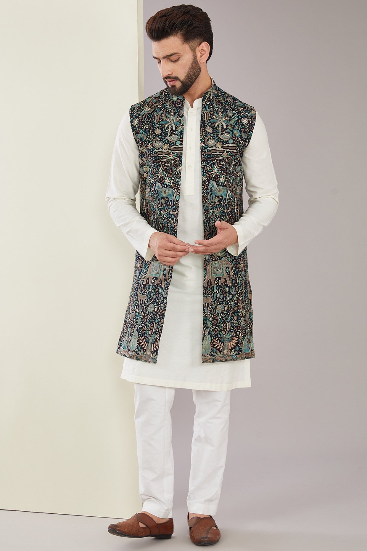 Elegant Kashmiri Embroidered Long Open Shrug - Handmade Traditional Indian Cover-Up for Women - Perfect for Weddings, Parties & Boho Fashion