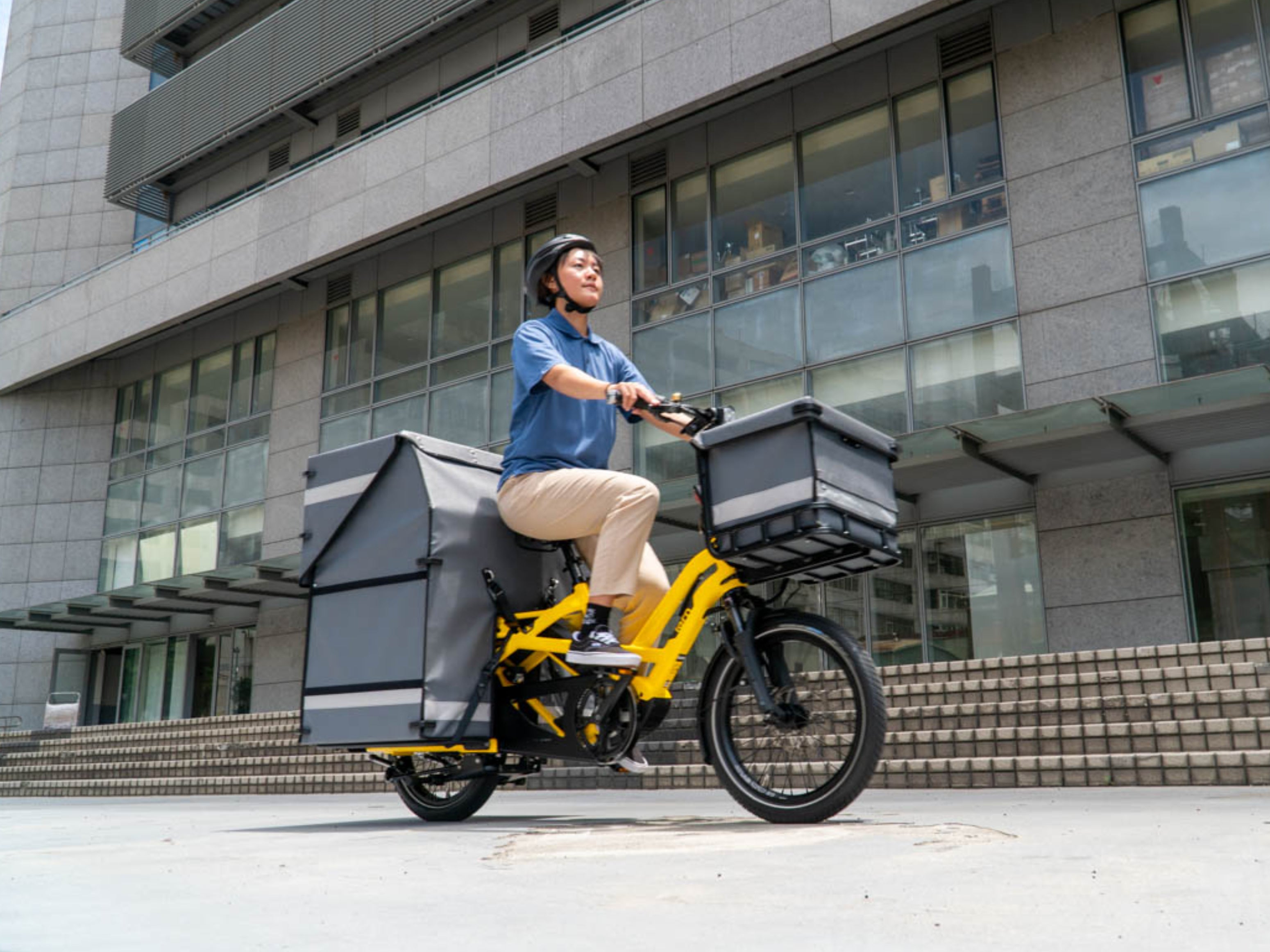 Tern GSD S10 Electric Cargo Bike - High-Capacity Urban Commuter for Families & Delivery - Perfect for School Runs, Groceries, and City Transport