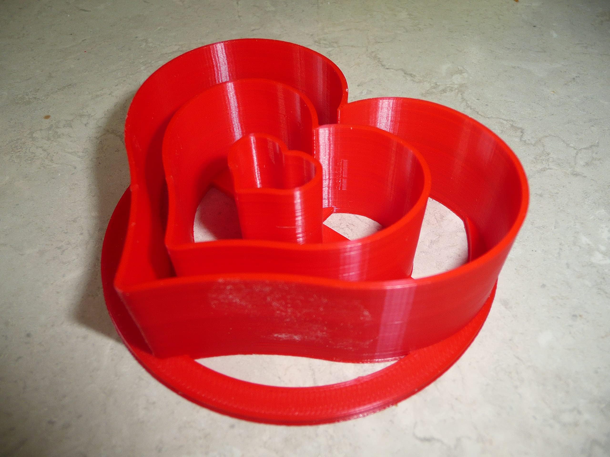 Heart Design Concha Cutter - Authentic Mexican Sweet Bread Stamp Tool - Made in USA (PR4397, Red) - Perfect for Baking Pan Dulce, Conchas, and Traditional Mexican Pastries
