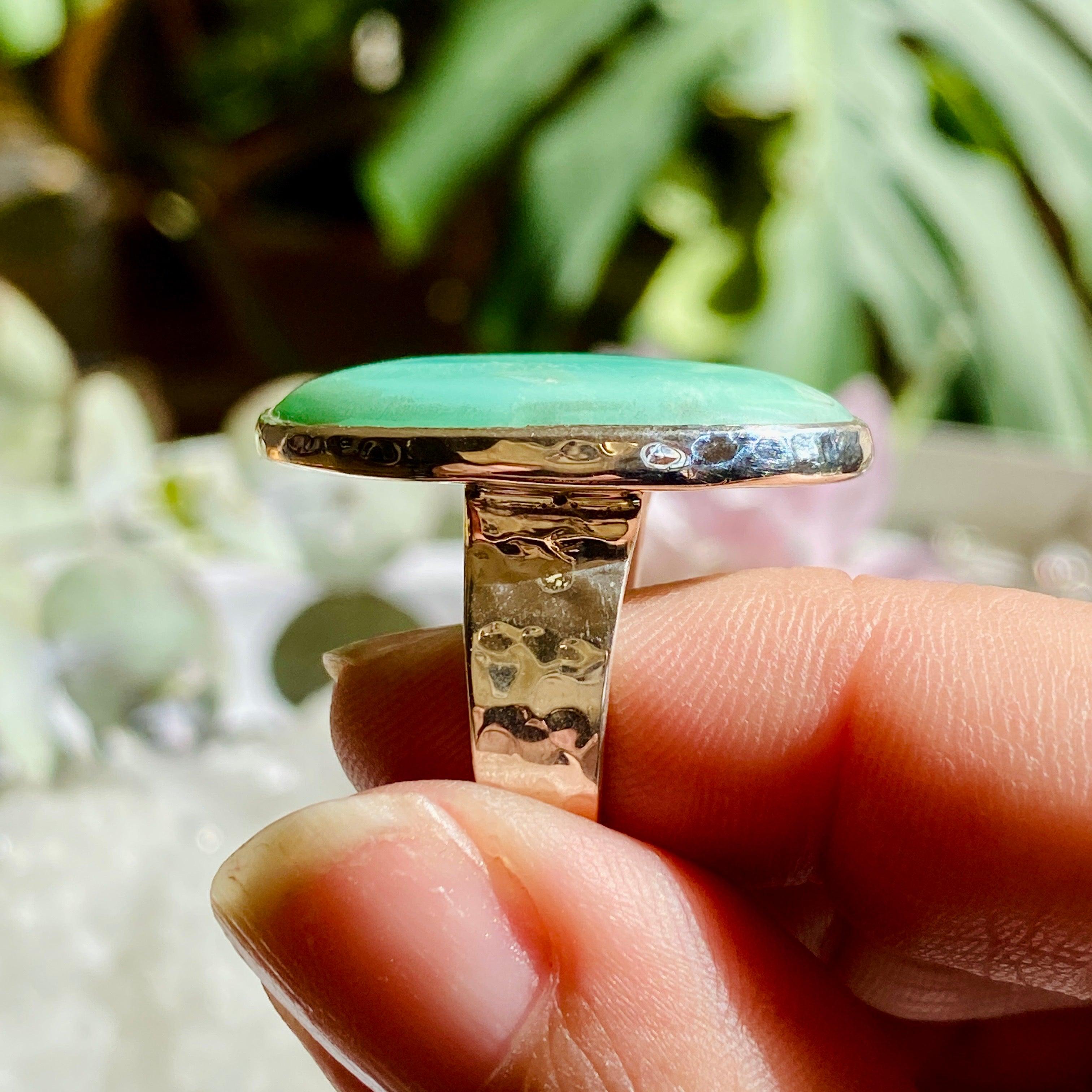 Chrysoprase Oval Beaten Band Ring - Size 10 - KRGJ2137 - Handmade Bohemian Jewelry for Women - Perfect for Boho Chic Outfits & Special Occasions