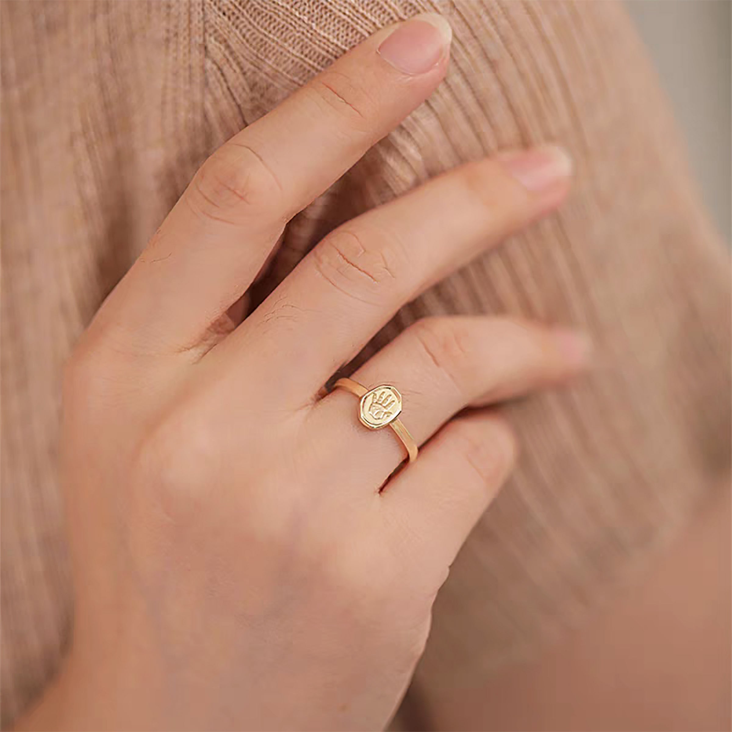 Flora's Embrace Solid Gold Footprint Ring - Elegant Jewelry for Women, Perfect for Mother's Day, Anniversary & Special Occasions
