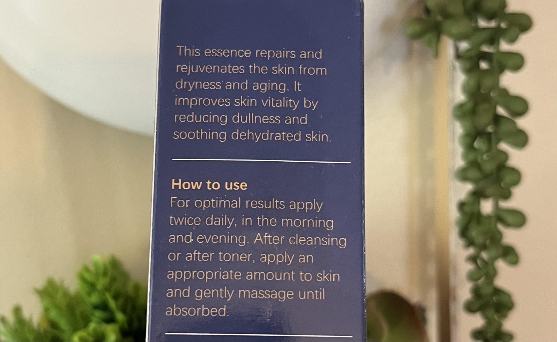 96% Snail Mucin Repair Serum - Anti-Aging Face Serum with Collagen, Vitamin C & E, Centella Asiatica & Snow Mushroom Extract - Korean Beauty Skincare for Soothing Irritation, Reducing Dullness & Dryness - Perfect for Night Routine & Sensitive Skin Care