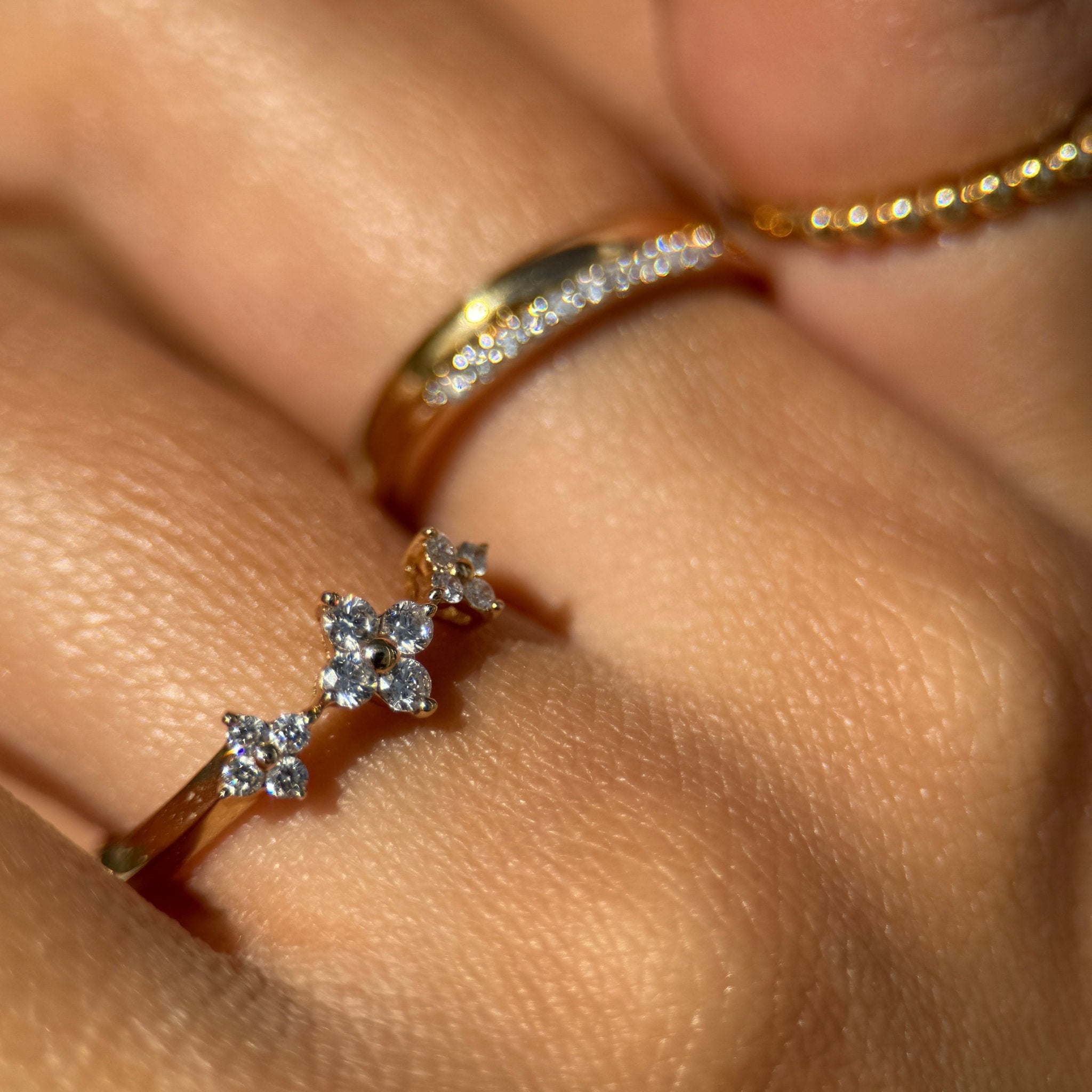 14k Yellow Gold Three Flower Diamond Ring for Women - Elegant Wedding, Engagement & Anniversary Jewelry Gift
