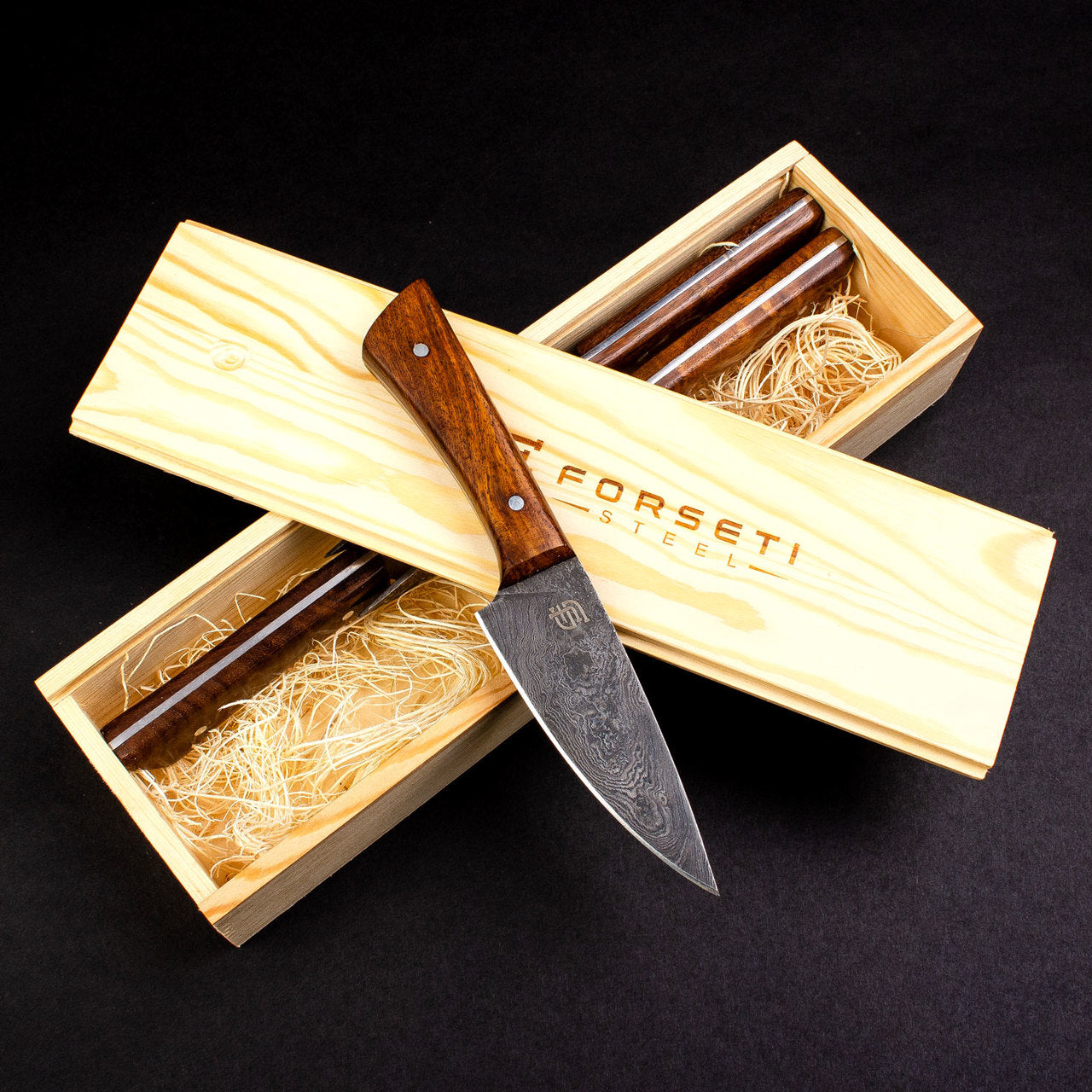Premium Damascus Steel Steak Knives Set of 4 - Razor Sharp Handcrafted Steak Knives for Meat, BBQ & Fine Dining - Perfect for Home Chefs, Restaurants & Gifting