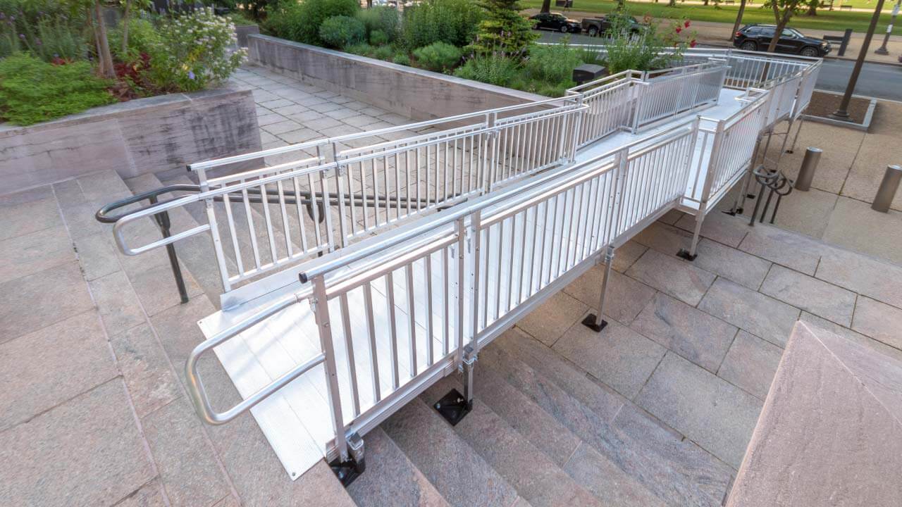 Pathway HD Modular Ramp System with Picketed Handrails - ADA Compliant Wheelchair Access Ramp for Home & Business Use - Durable Aluminum Construction for Indoor/Outdoor Accessibility Solutions