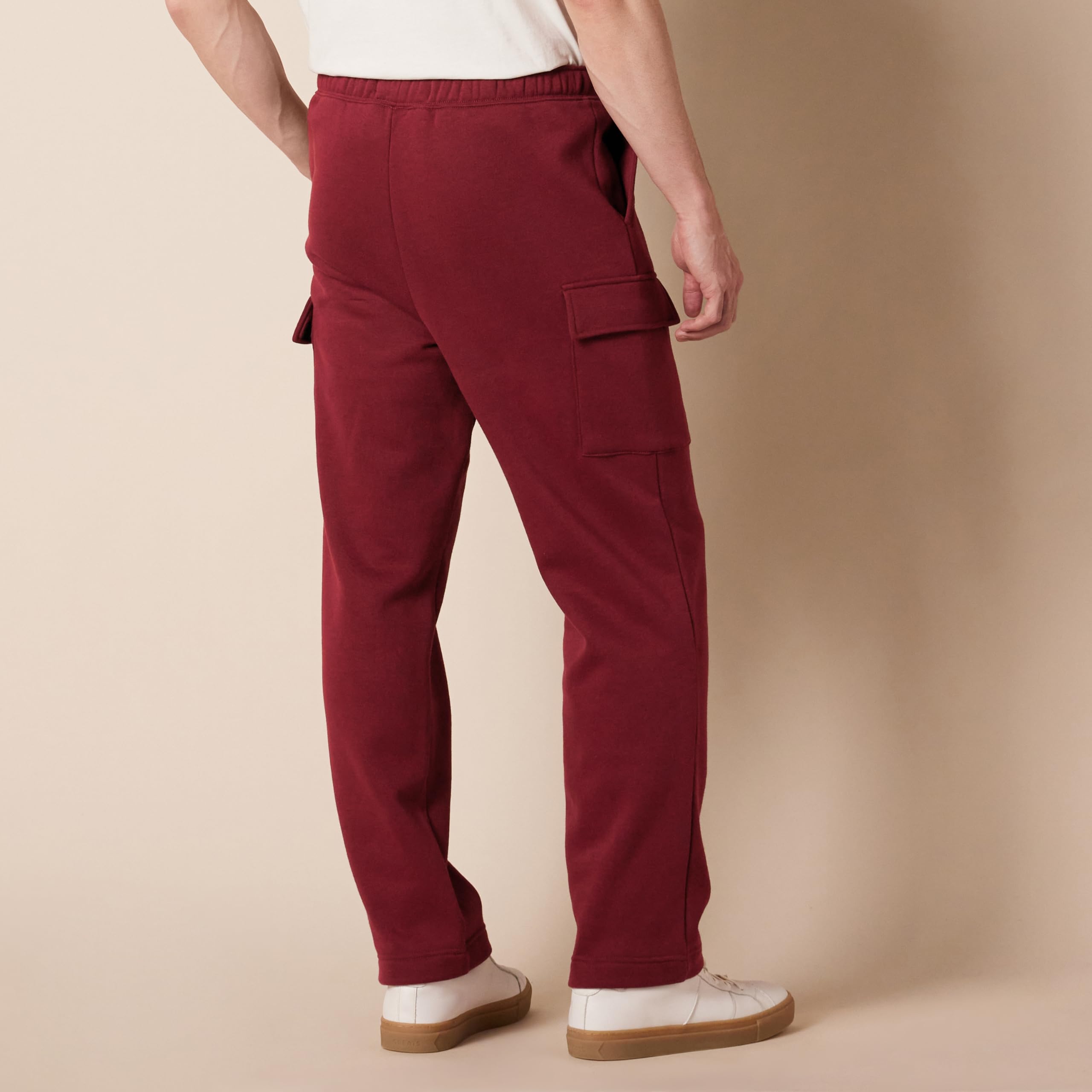 Amazon Essentials Men's Cargo Fleece Sweatpants - Comfortable Winter Joggers with Pockets for Outdoor Activities, Gym & Lounge Wear