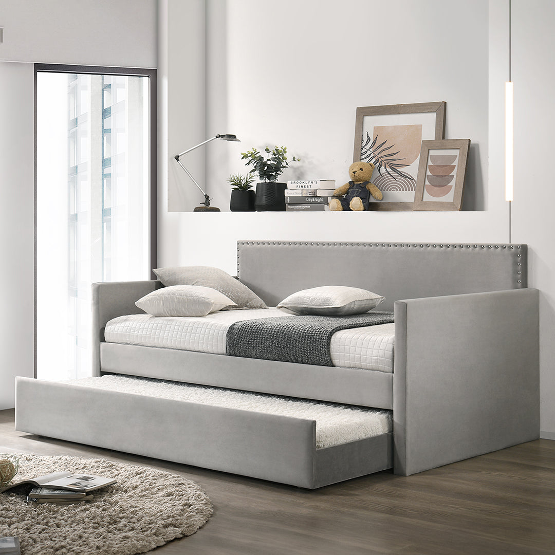 Retreat Daybed - Modern Outdoor Patio Furniture for Relaxing & Lounging - Perfect for Backyard, Poolside, and Sunroom Use