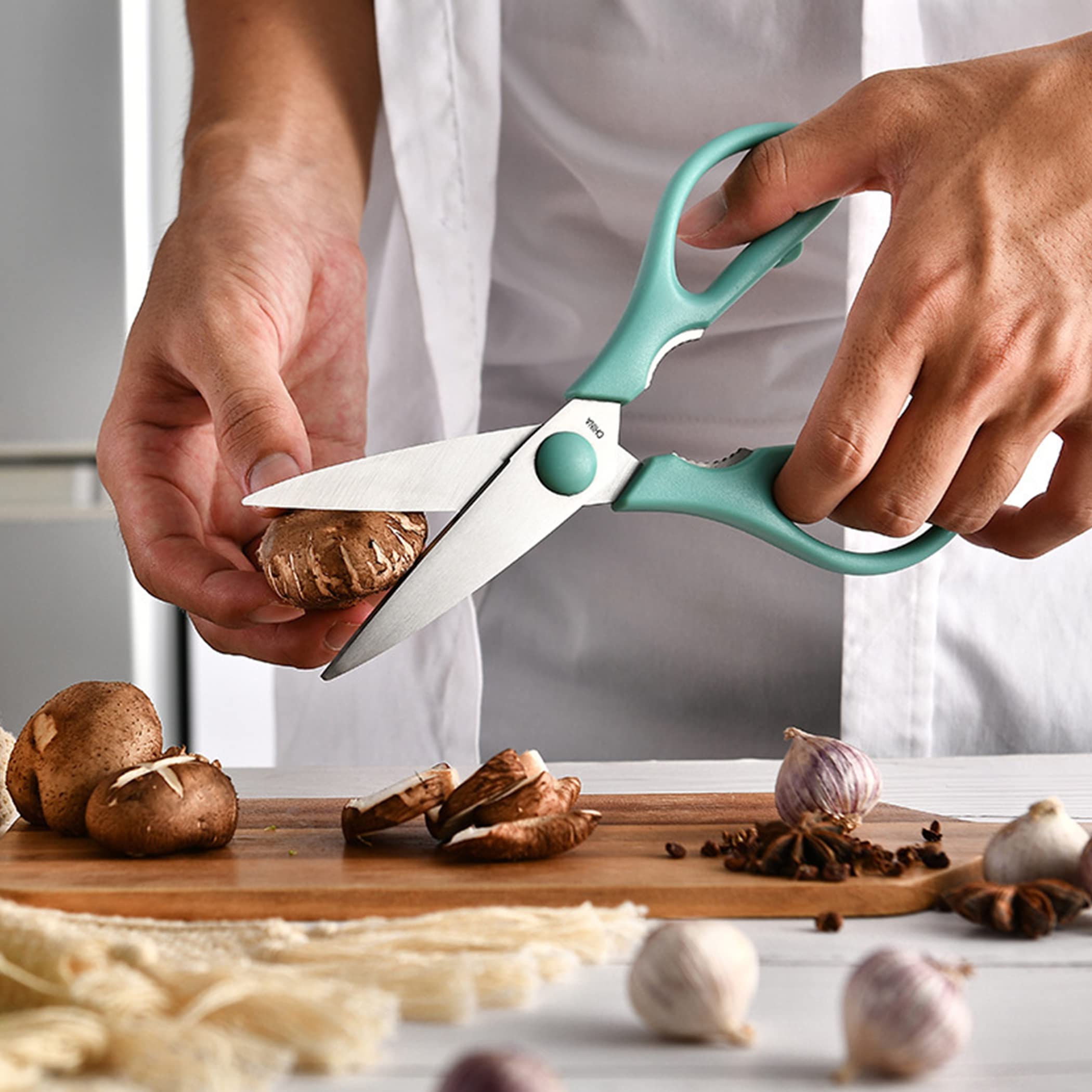 Light Green Heavy Duty Kitchen Shears - Stainless Steel Sharp Cooking Scissors for Meat & Chicken | Dishwasher Safe Kitchen Essentials | Perfect for Food Prep, Poultry Cutting & Household Use