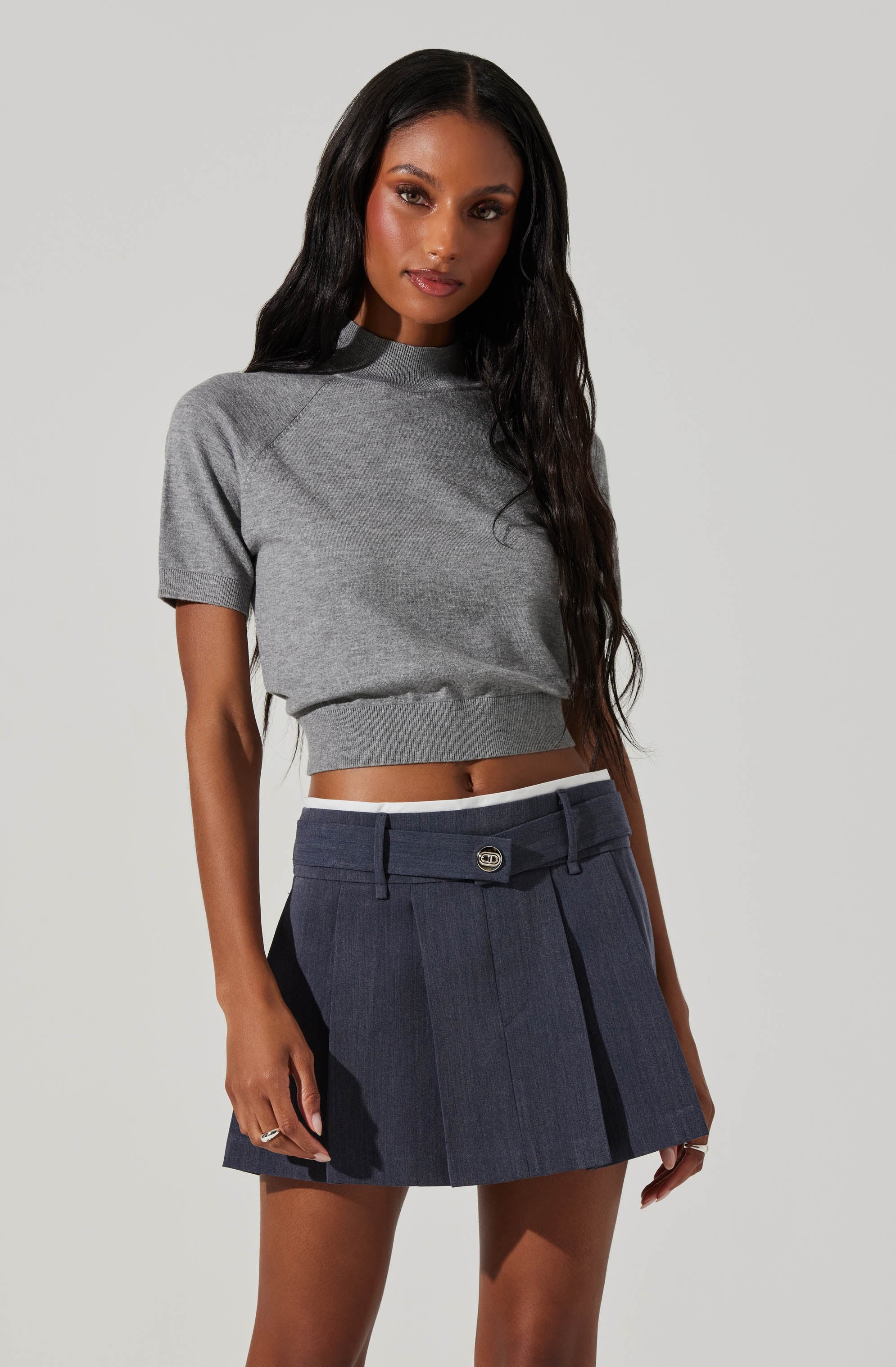 Larine Cropped Mock Neck Sweater for Women - Soft Chunky Knit Pullover Top | Cozy Winter Fashion, Casual Outfit & Layering Essential