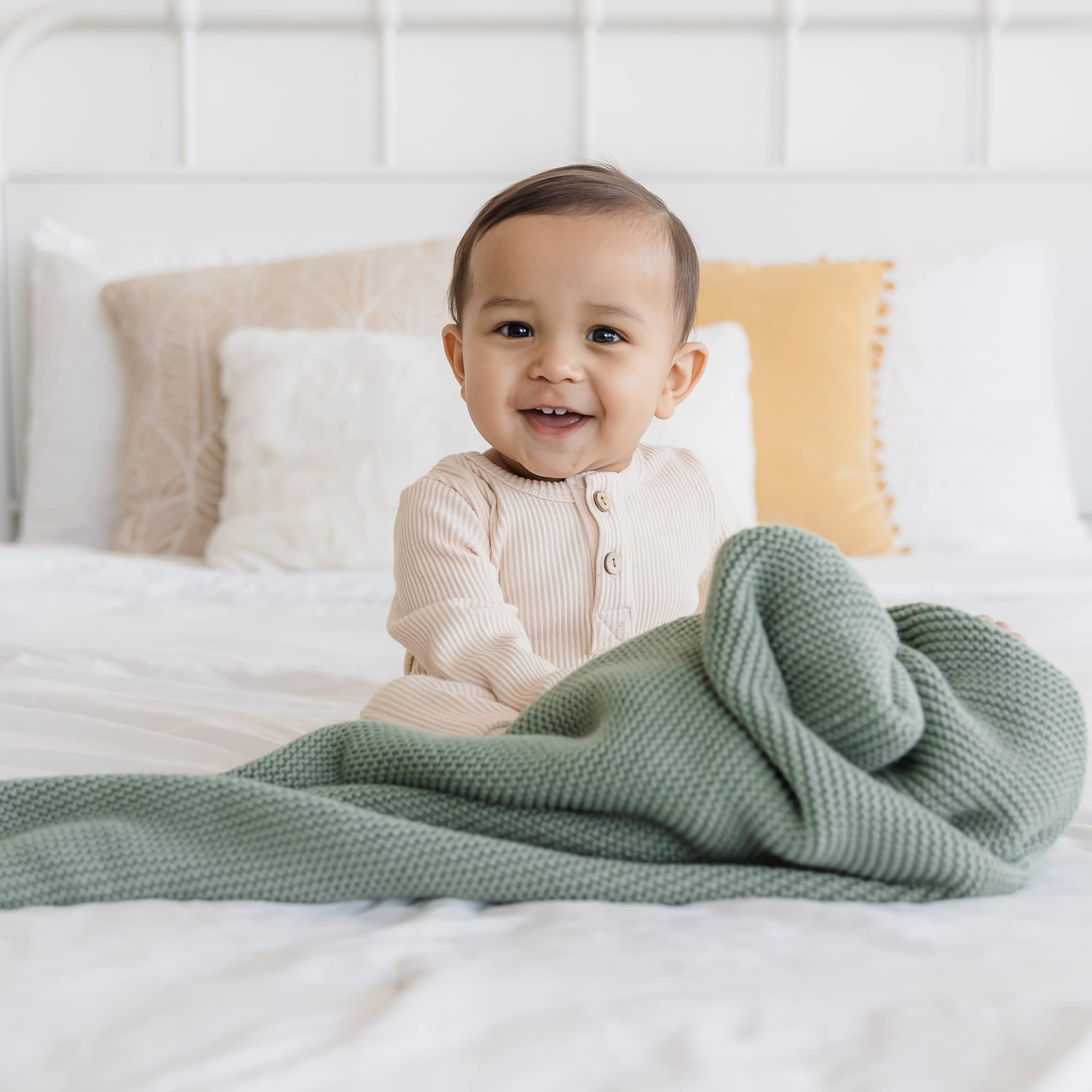 Natemia Ultra Soft Organic Cotton Knitted Baby Receiving Blanket - 30