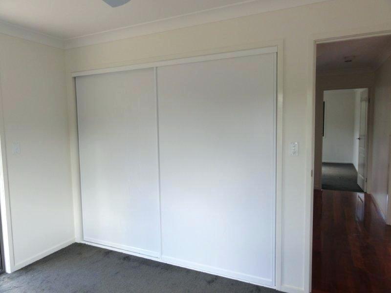 White Vinyl Sliding Wardrobe Door System - Space Saving Closet Solution for Bedroom & Walk-in Closets | BRISBANE & GOLD COAST Delivery Available