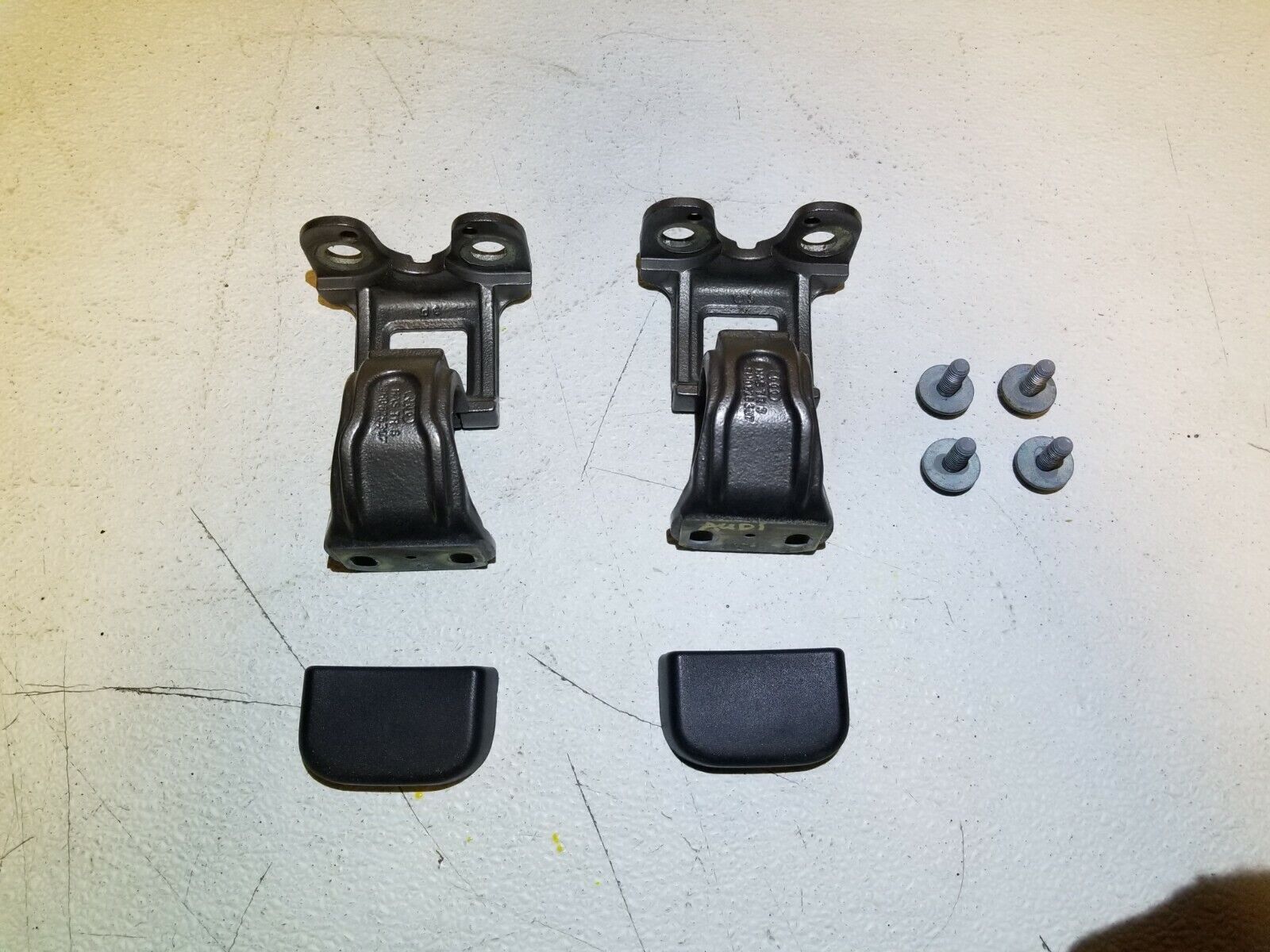 2003-2006 Audi A4 B6 Convertible Rear Top Storage Hinge Support Pair - OEM Replacement Parts for Soft Top Maintenance & Repair | Perfect for Roadster Restoration Projects