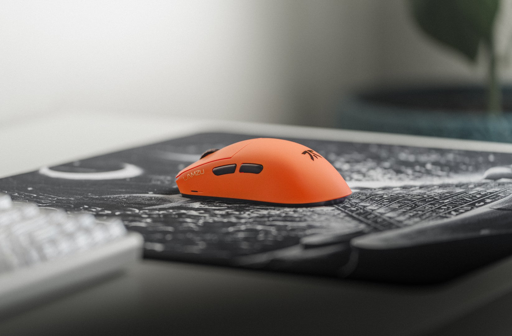Fnatic x Lamzu Maya 8K Wireless Gaming Mouse - Ultra-Light 49g, 8K Polling Rate, Optical Switches - Perfect for Esports, FPS & MOBA Gaming