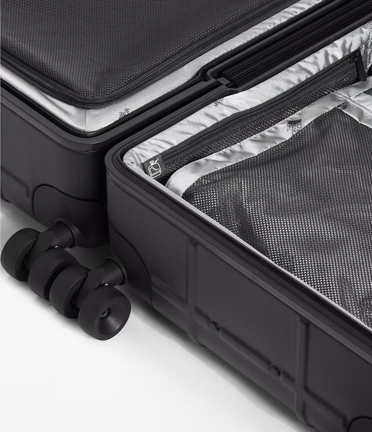 The North Face All Weather 4 Wheeler 30-Inch Large Rolling Luggage - Durable Spinner Suitcase for Travel, Business Trips & Adventure Vacations