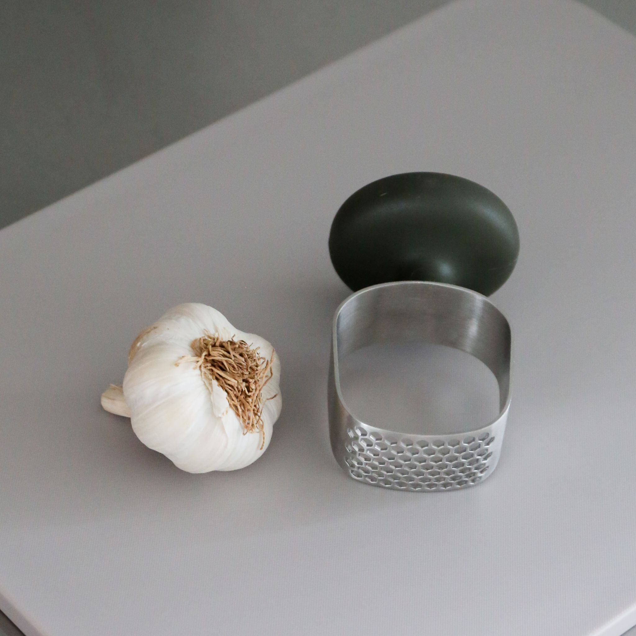 EVA SOLO Green Garlic Press and Masher - Durable Kitchen Tool for Crushing Garlic, Ginger, and Herbs - Perfect for Cooking, Baking, and Meal Prep