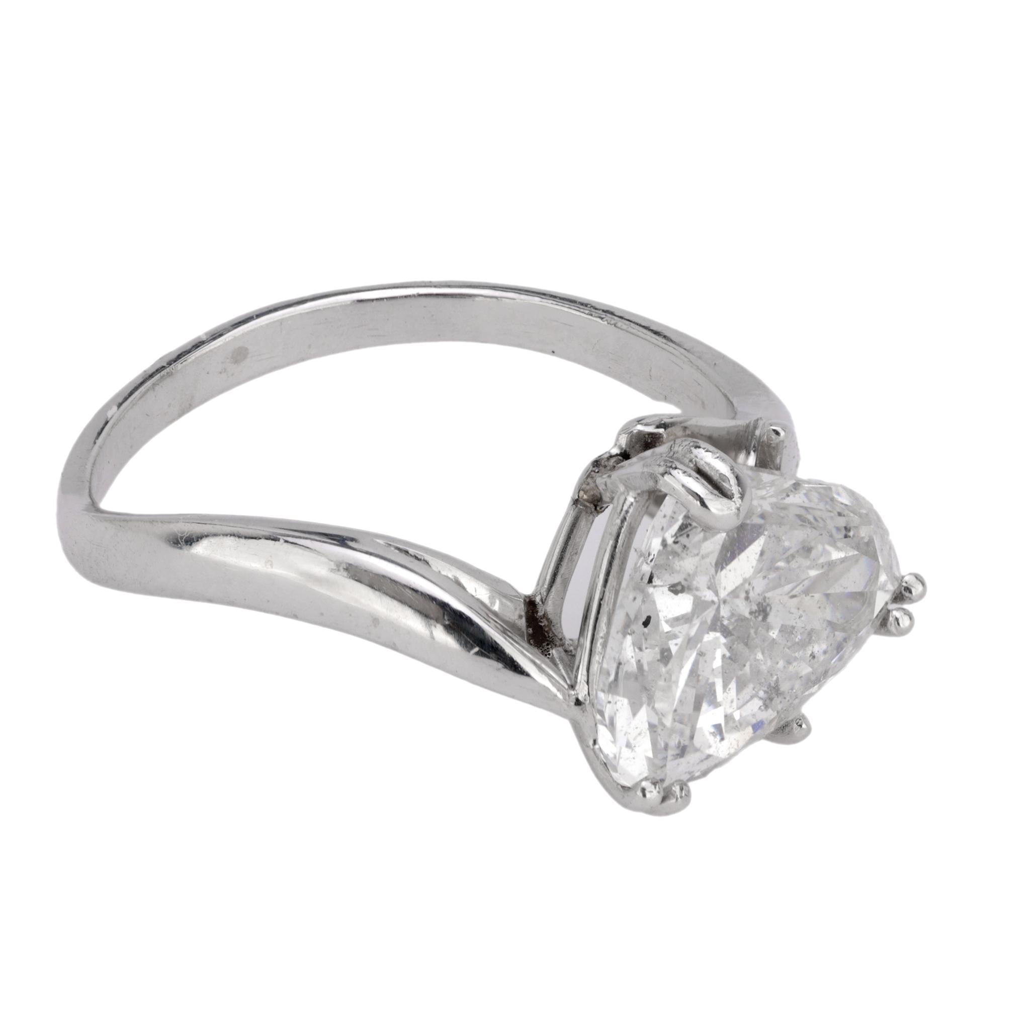 Vintage SSEF 3.00 Carat Heart Shaped Diamond 18K White Gold Ring - Perfect for Anniversaries, Engagements & Romantic Gifts