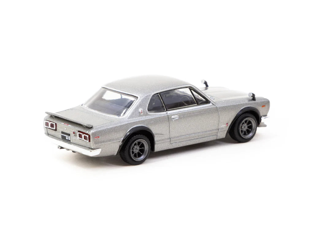 Tarmac Works 1:64 Scale Diecast Model - Nissan Skyline 2000 GT-R KPGC10 Silver - Collectible Car for Display, Gifts & Racing Enthusiasts