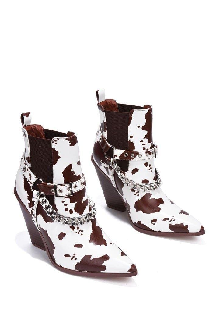 Cape Robbin Women's Cowboy Boots - Western Cowgirl Ankle Boots with Chunky Block Heels | Fashionable Dress Boots for Women | Perfect for Country Music Festivals, Rodeo Events & Night Out