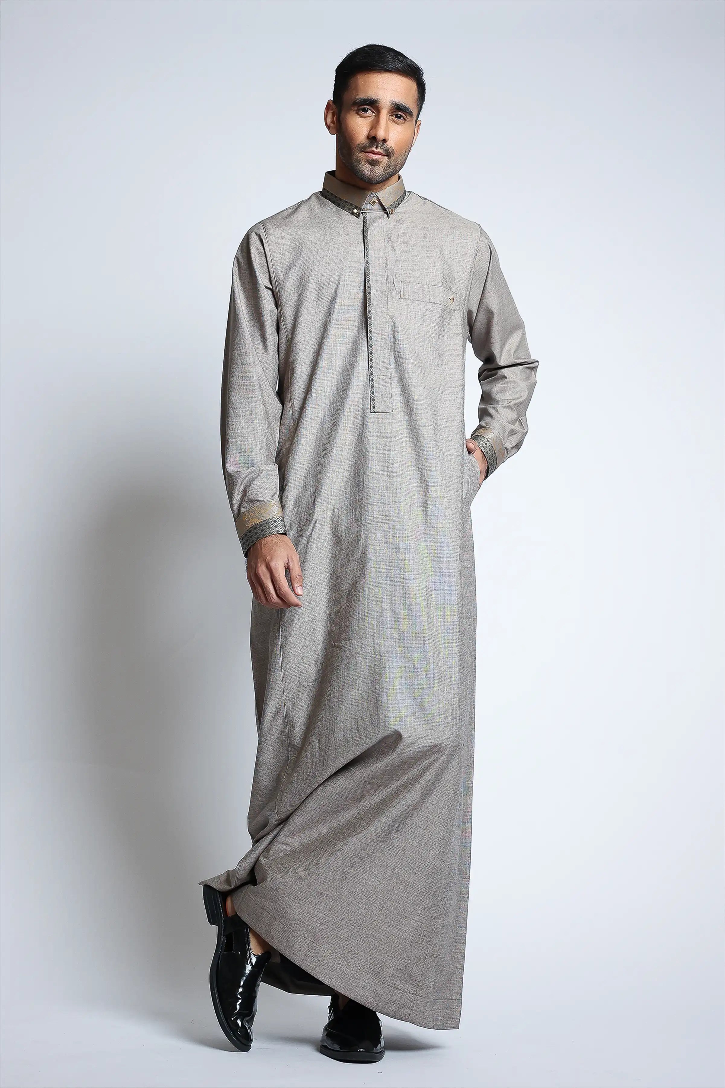 J136 C3 Wild Sand Thobe for Men - Premium Cotton Islamic Robe & Traditional Arabic Dress - Perfect for Prayer, Eid, Wedding & Special Occasions