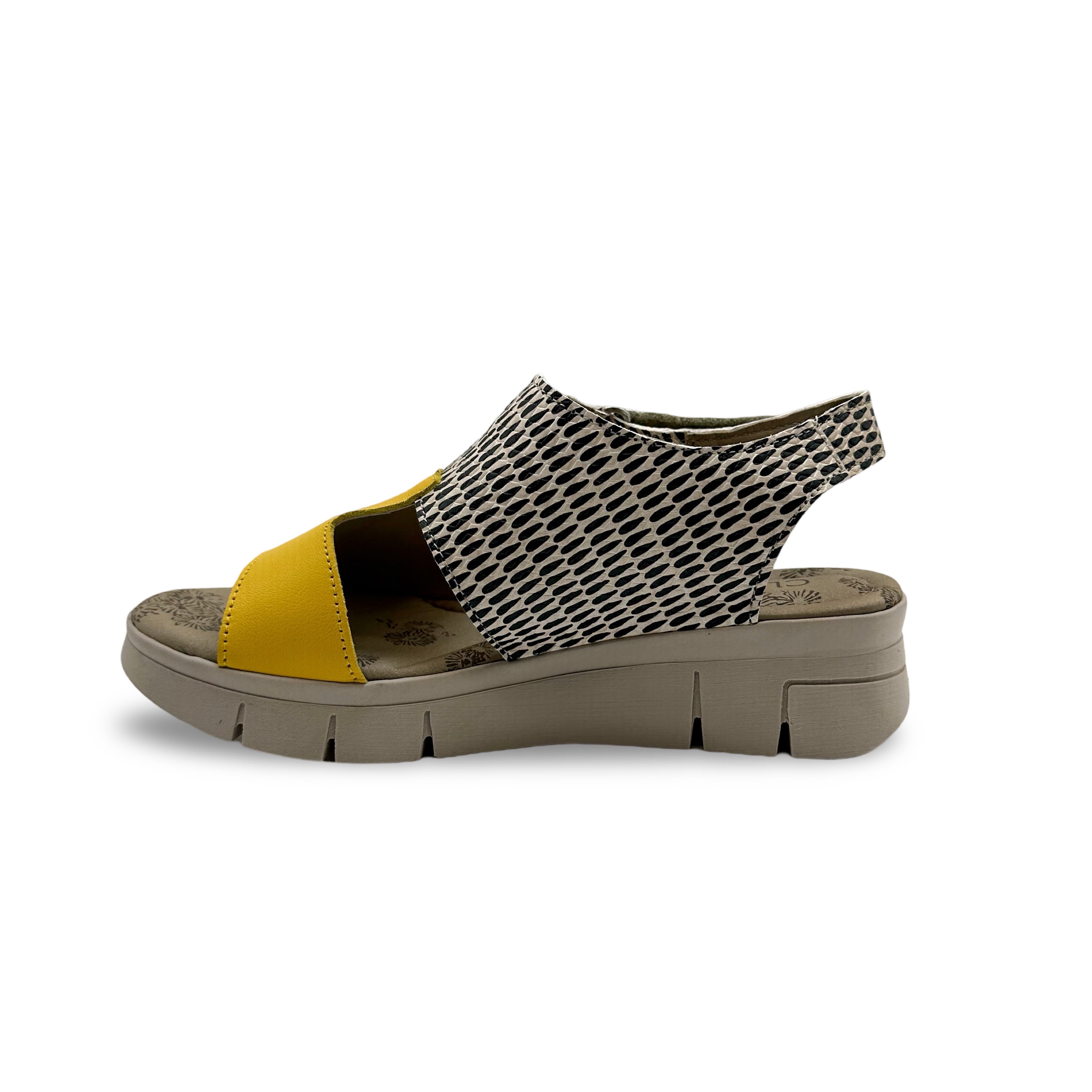 ISLA Women's Yellow Floral Print Sandals - Comfortable Summer Beach Slides for Outdoor Walking, Vacation, and Casual Wear