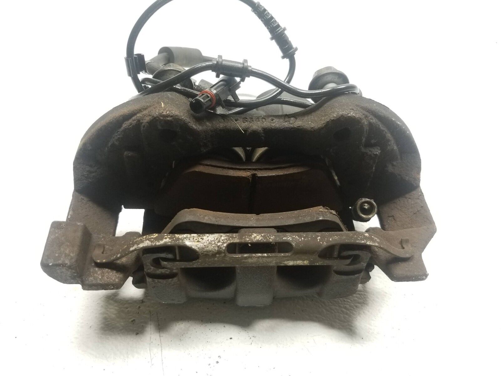 2006-2011 Mercedes ML500 Front Right Passenger Brake Caliper OEM Replacement - Perfect for Off-Roading & Daily Commuting