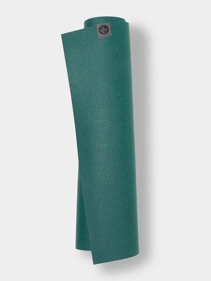 Manduka eKO SuperLite Travel Yoga Mat 1.5mm - Eco-Friendly & Lightweight for Yoga, Pilates & Travel - Perfect for Home, Studio & Outdoor Workouts