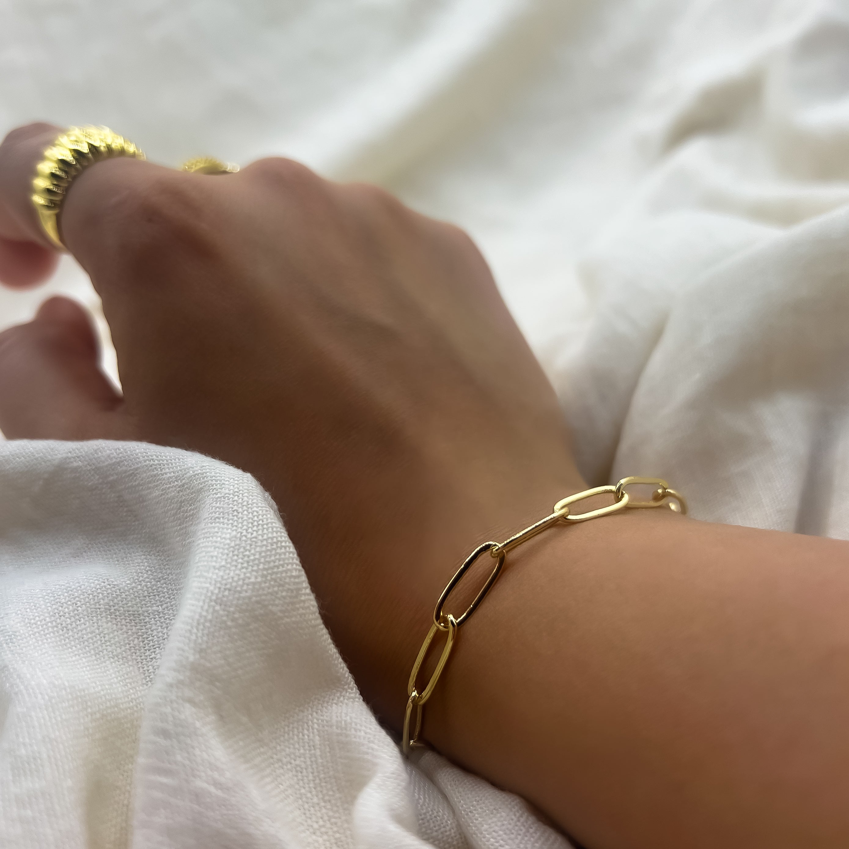 ROMALI 18K Gold Plated Paperclip Link Bracelet for Women - Minimalist Dainty Jewelry Gift for Her, Perfect for Everyday Wear & Special Occasions
