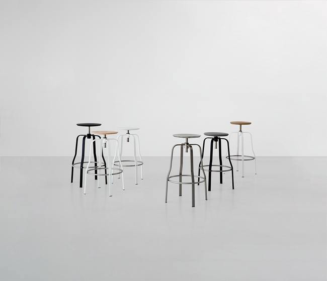 Lapalma Giro S106 Modern Bar Stool - Adjustable Height Swivel Stool for Kitchen Island, Dining Room & Home Office - Comfortable & Stylish Seating Solution