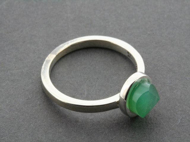 Faceted Chrysoprase Stackable Ring for Women - Elegant Adjustable Gemstone Jewelry for Layering & Everyday Wear