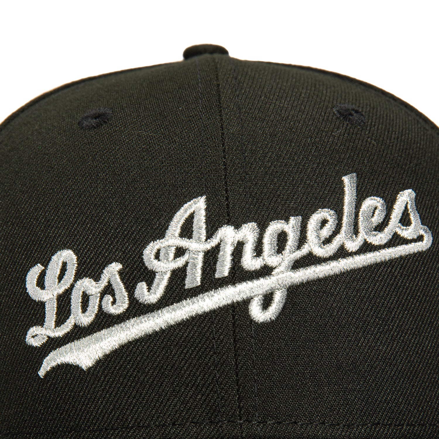 New Era 59Fifty Los Angeles Dodgers 1981 World Series Patch Script Hat - Black & Metallic Silver | MLB Baseball Cap for Men & Women | Game Day, Sports Fan Gift, Casual Wear