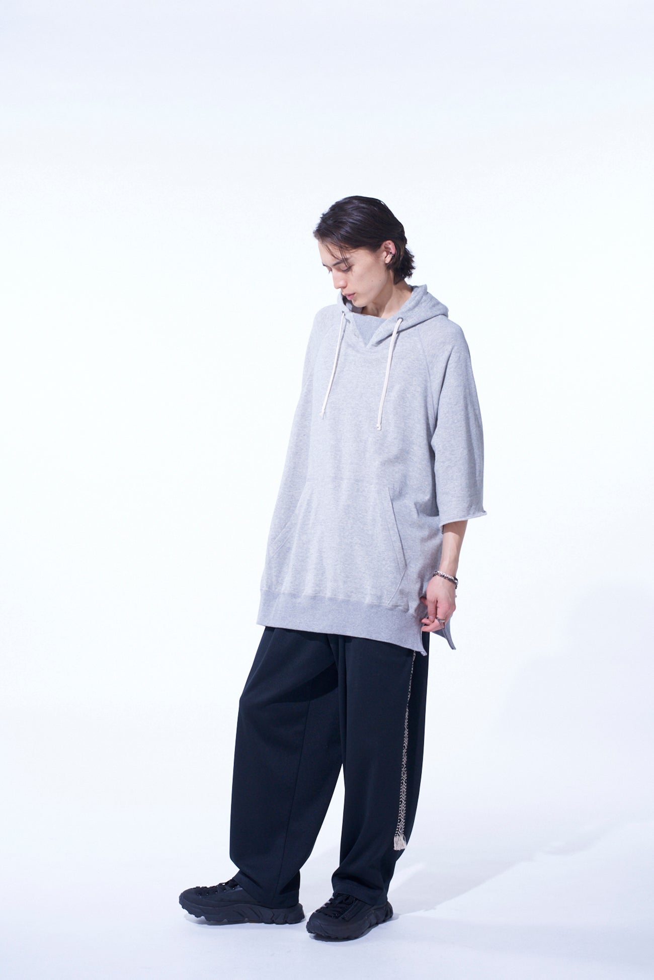 Breathable Cotton Gauze Short Sleeve Hoodie with Side Zippers - Casual Oversized Pullover for Summer, Yoga, and Outdoor Activities