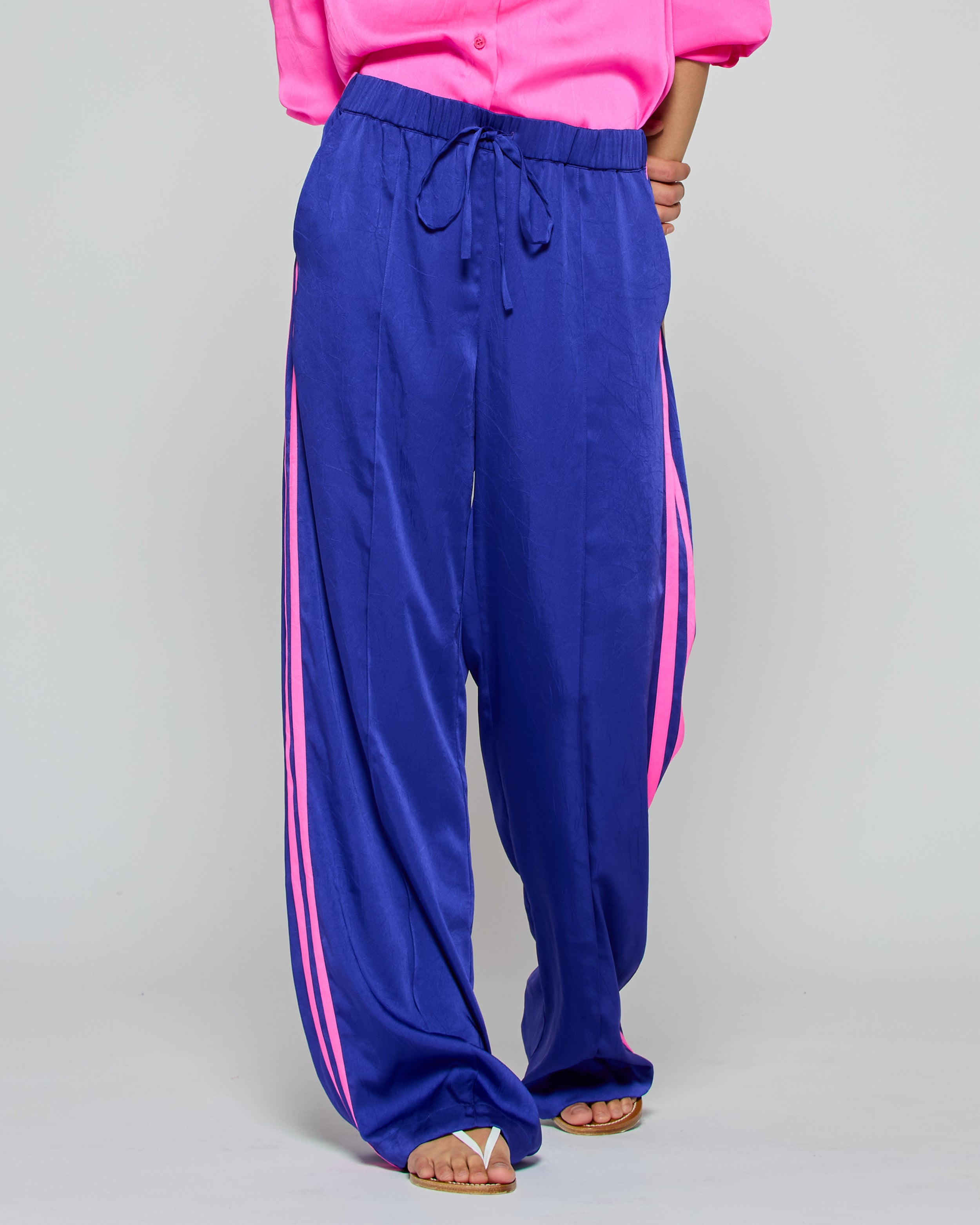 Serena Jogger '25 - Women's Athletic Joggers in Violet Blue | Comfortable Running Pants for Yoga, Gym & Lounge Wear
