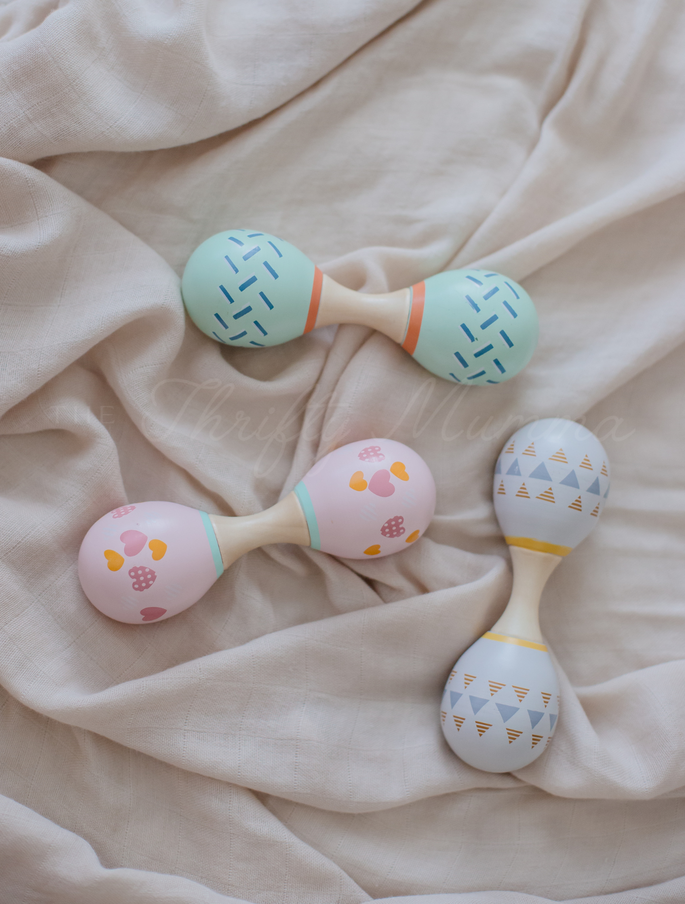 Premium Wooden Double Ended Maracas - Handcrafted Percussion Instrument for Kids, Adults, Music Lovers - Perfect for Parties, Classroom, Music Therapy & Latin Dance Performances