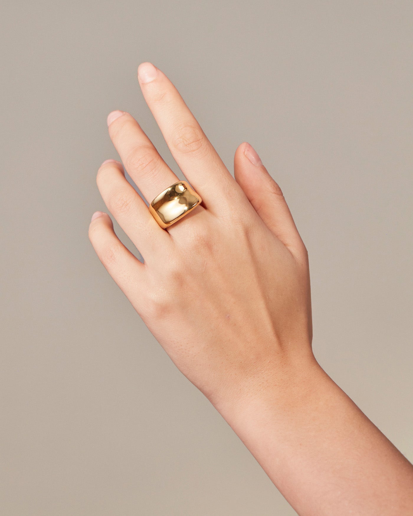 Viviana Gold Ring for Women - Elegant & Stylish Jewelry Gift for Birthday, Anniversary & Valentine's Day