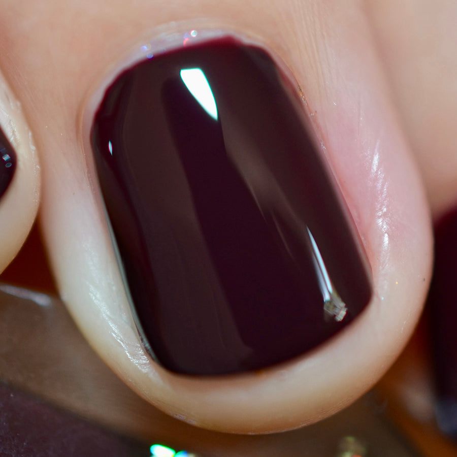Premium Macbeth Nail Lacquer - Long Lasting Nail Polish Set with Vibrant Colors - Perfect for Salon, Home Manicures & Special Occasions