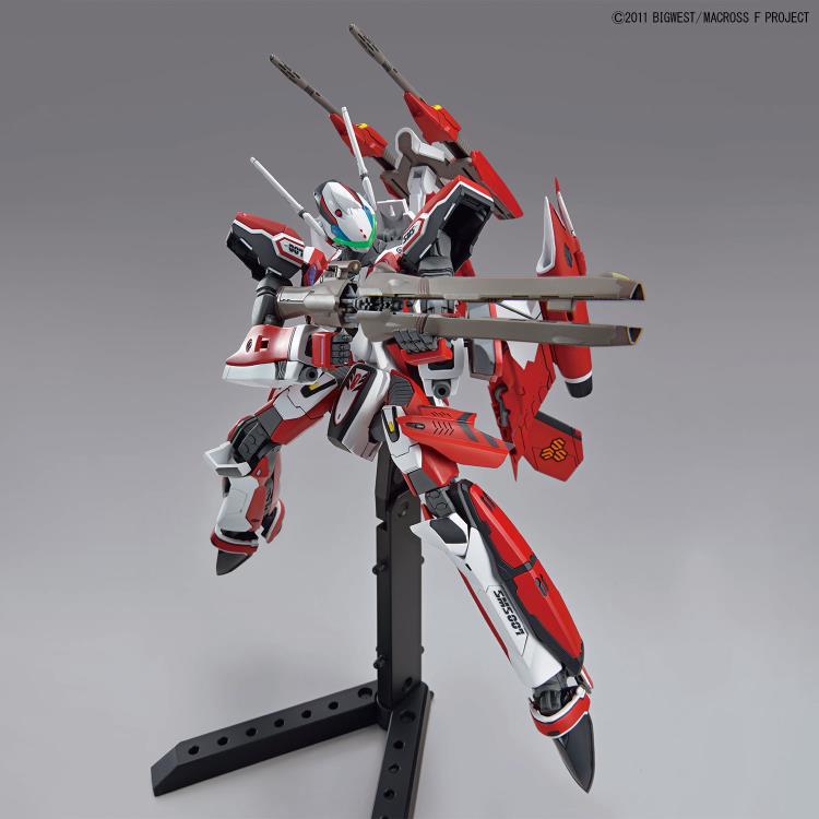 Bandai Macross Frontier HG 1/100 YF-29 Durandal Valkyrie Model Kit (Alto Saotome Custom) - Perfect for Anime Collectors & Sci-Fi Model Builders