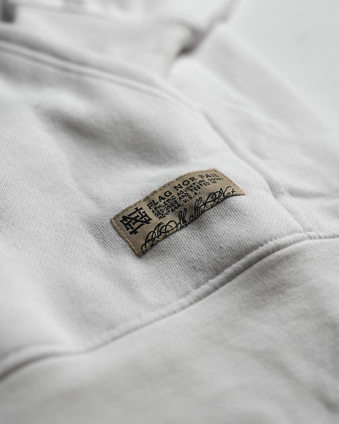 Stylish White Embossed Pullover Sweater - Cozy & Trendy for Casual Outings & Winter Layering