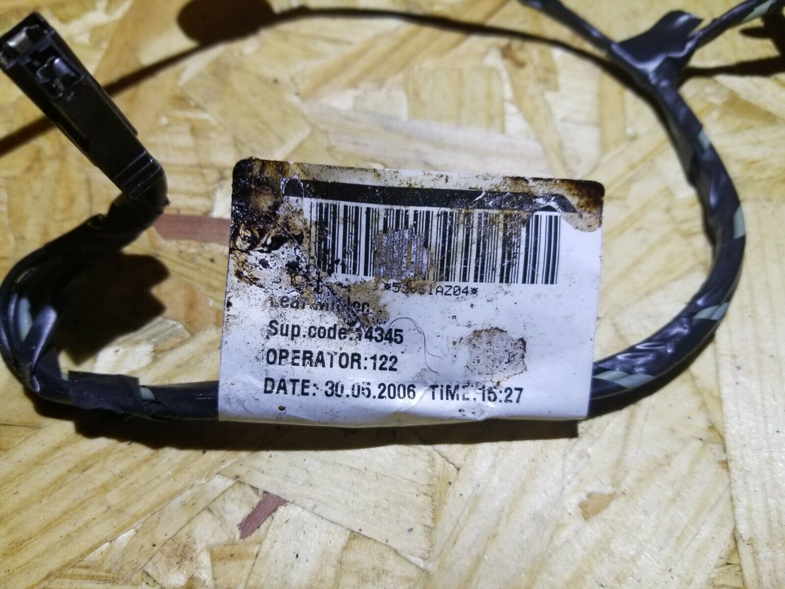 Original Volvo S40 Center Console Wire Harness 30724771 OEM Replacement for 2005 2006 2007 Models - Perfect for DIY Car Repairs & Electrical System Upgrades