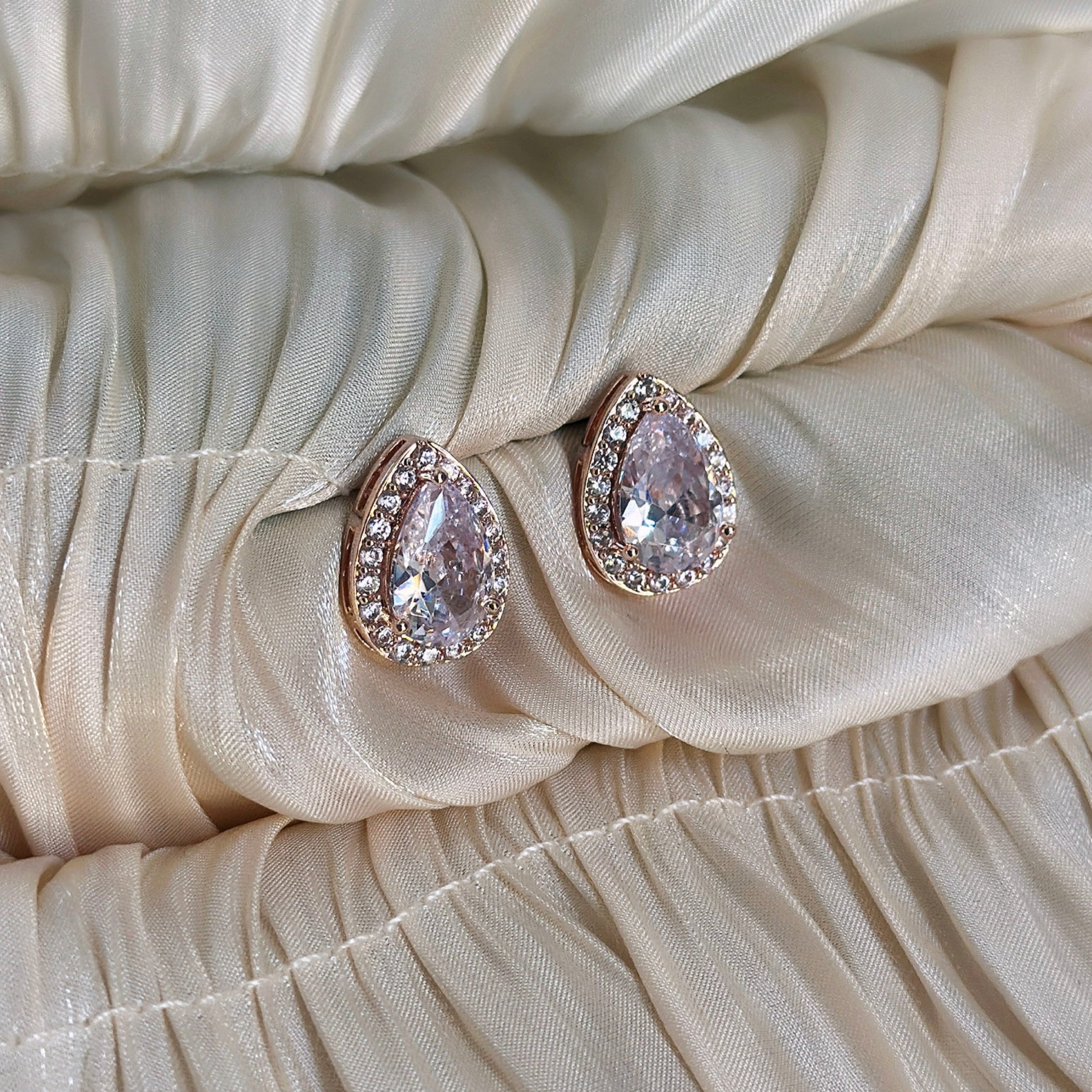 Rose Gold Teardrop Earrings for Women - Elegant Dangle Drop Jewelry for Party, Wedding & Everyday Wear