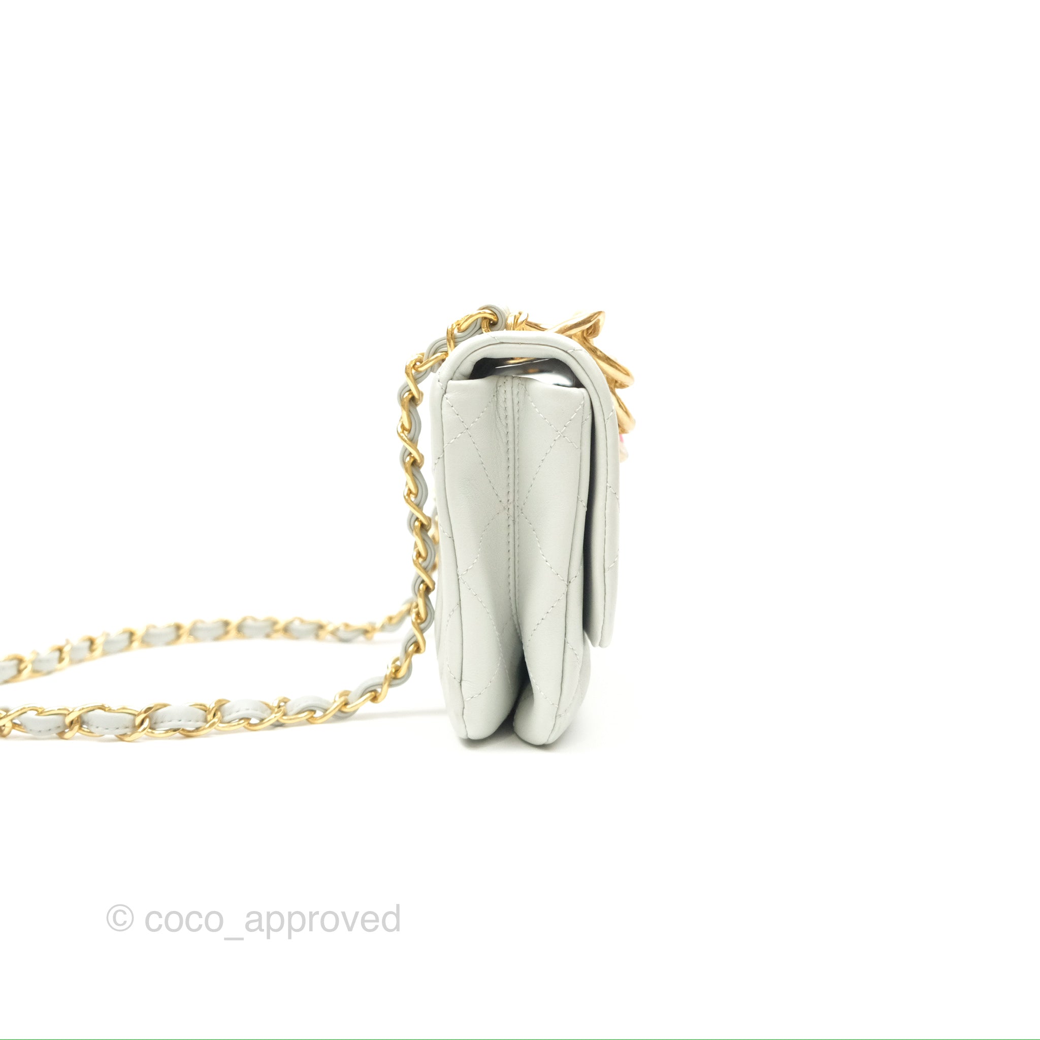 Chanel Classic Flap Bag with Chain Handle in Light Grey Calfskin & Aged Gold Hardware - Perfect for Evening Events, Date Nights & Luxury Fashion Accessories