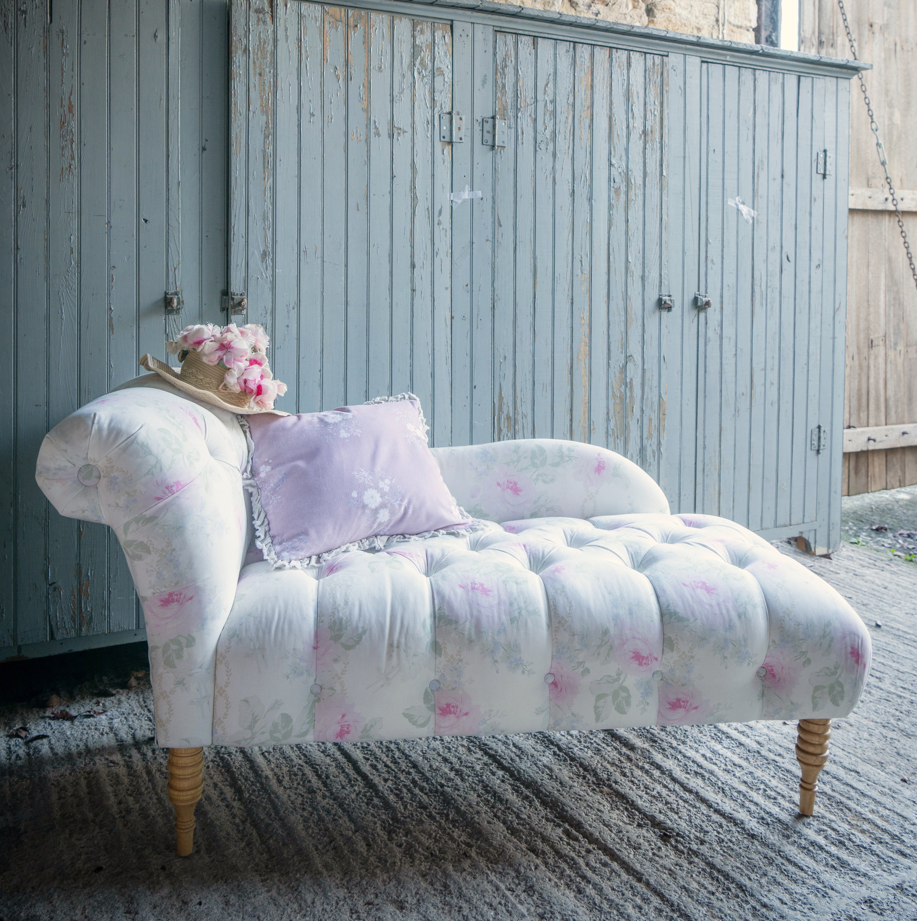 Rowen Chaise Lounge Chair - Modern Accent Furniture for Living Room, Bedroom & Patio - Stylish Upholstered Seating with Wooden Legs - Perfect for Relaxing, Reading & Decorating Your Home