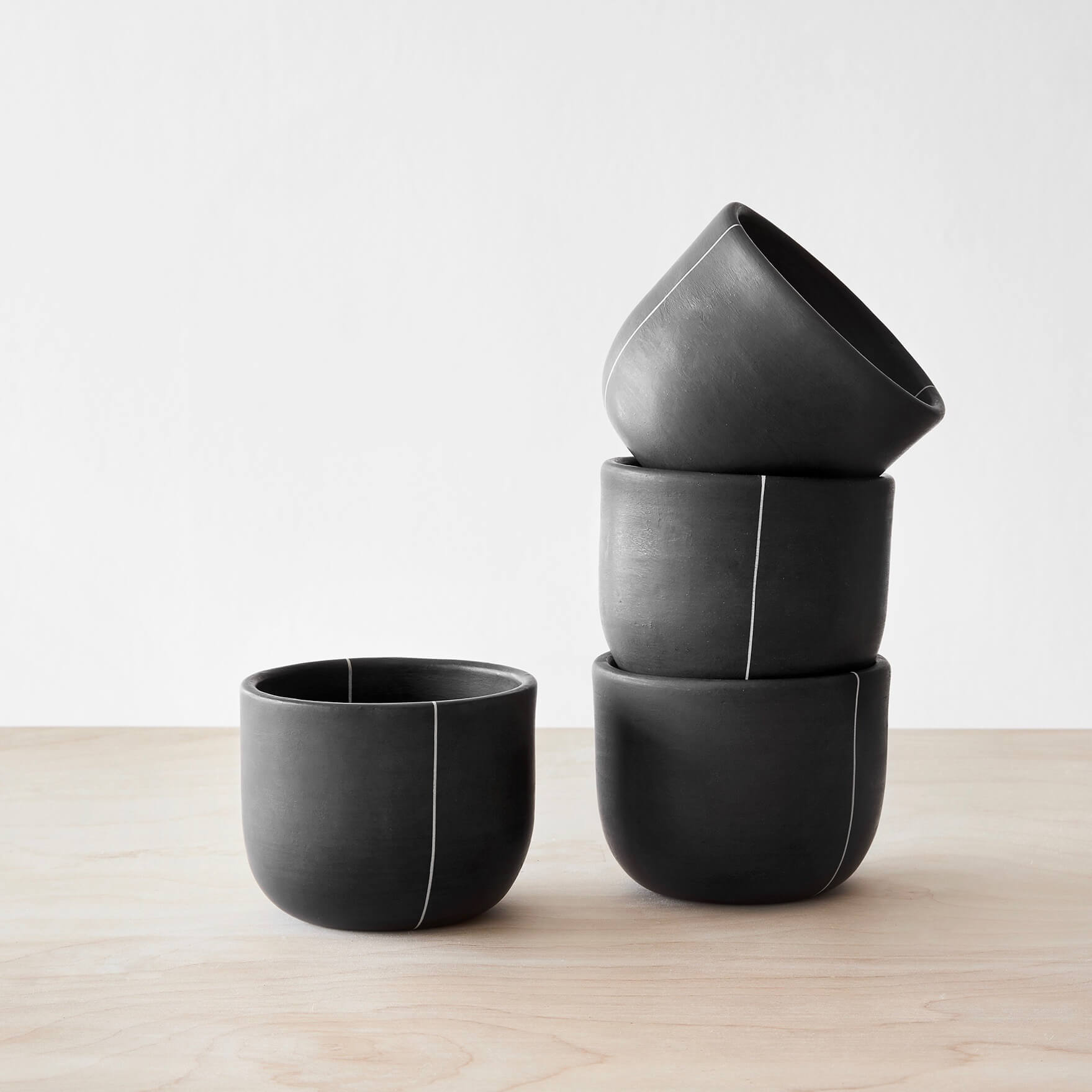 Premium Oro Cacao Cups Set of 4 - Handcrafted Ceramic Hot Chocolate Mugs for Cozy Winter Nights & Holiday Gatherings