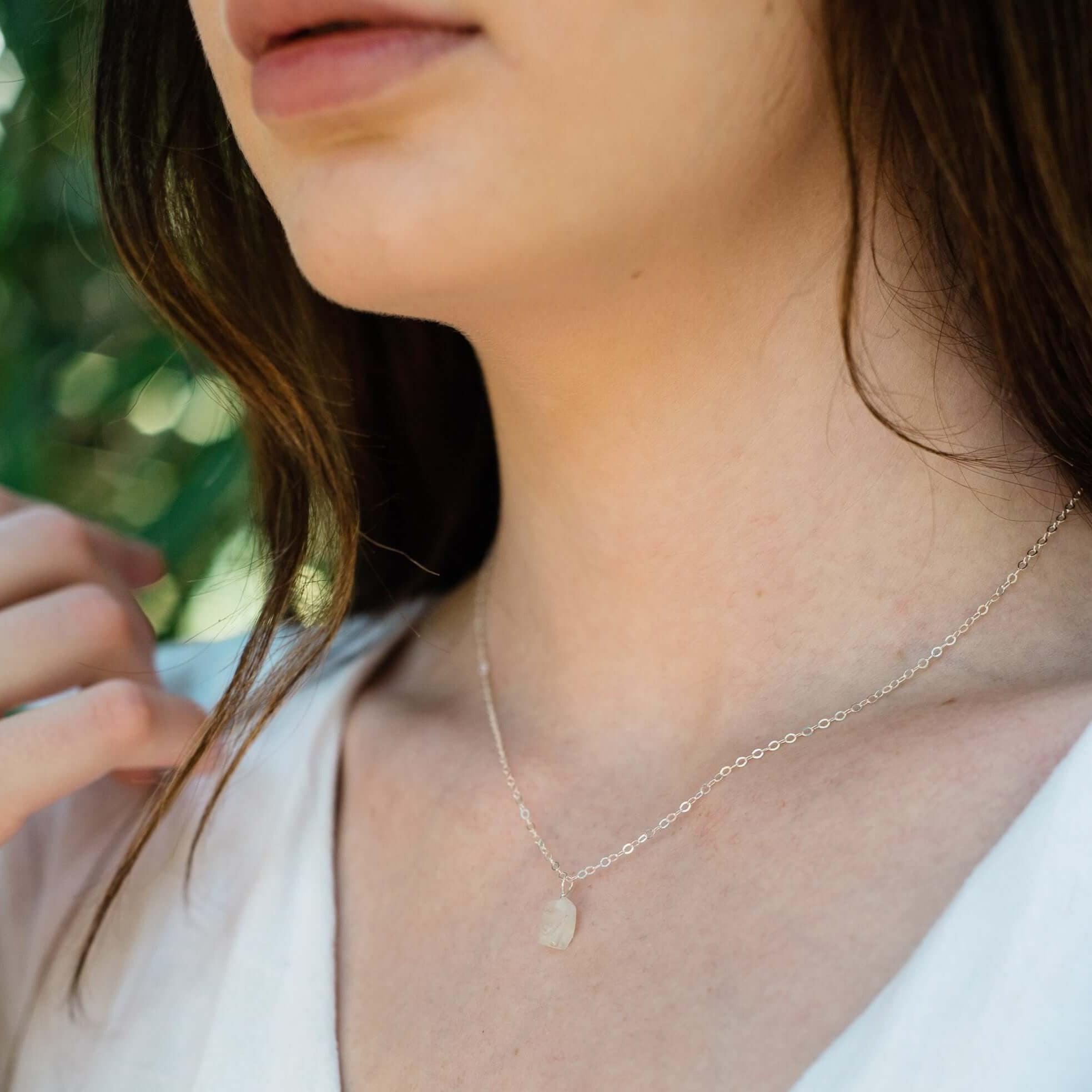 Natural Tiny Raw Rainbow Moonstone Pendant Necklace for Women - Elegant Boho Jewelry for Everyday Wear, Gift Giving & Spiritual Healing