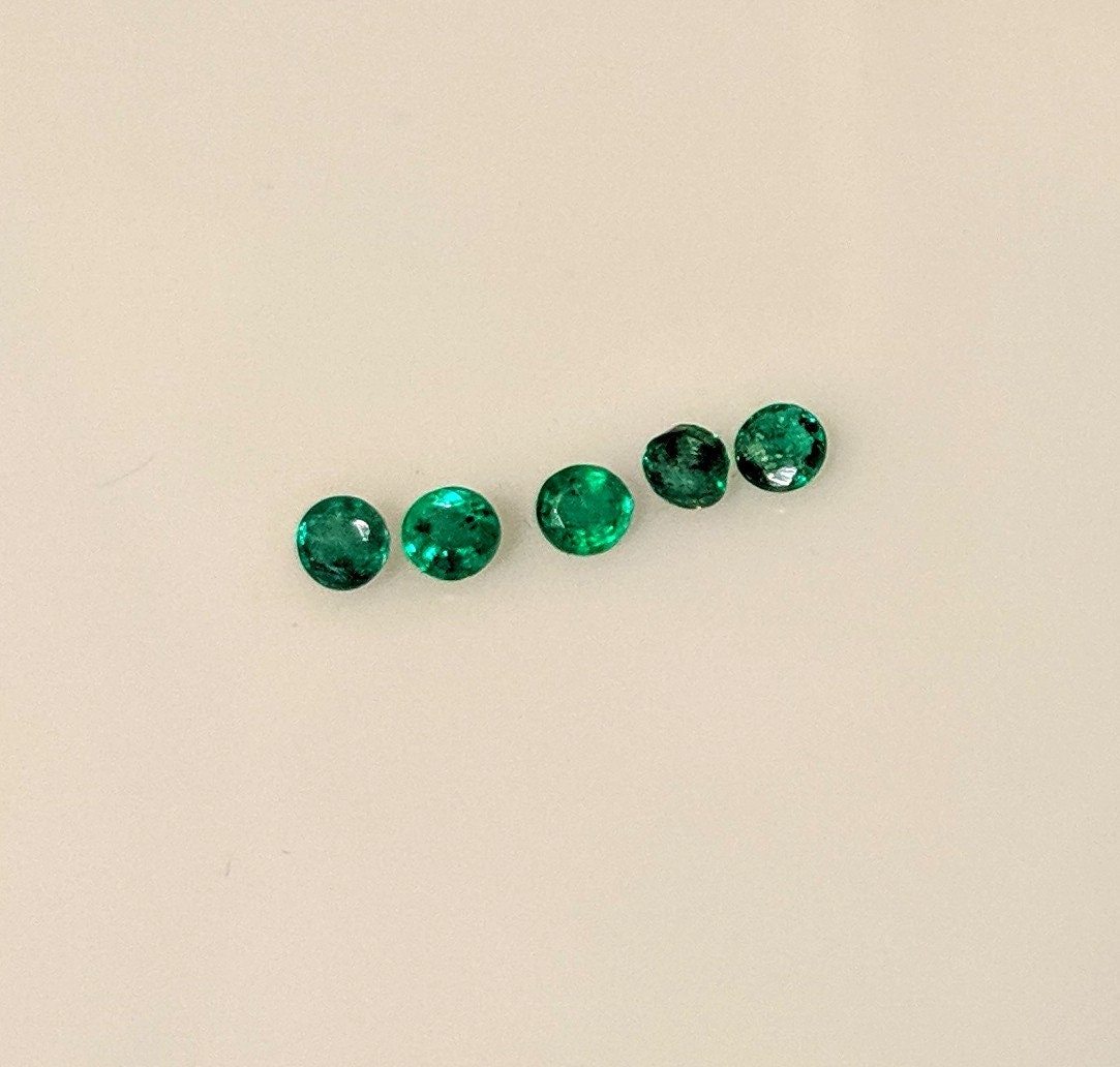 5-Piece Natural Colombian Emerald Gemstone Set - 3mm Round VS Quality (0.686 TCW) - May Birthstone for Jewelry Making - Perfect for Rings, Necklaces & DIY Craft Projects