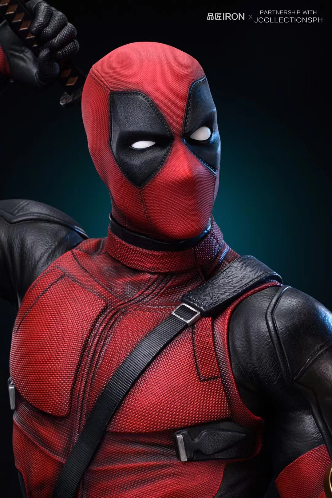 Deadpool Bust Statue - Marvel Comics Collectible Figure for Home & Office Decor - Perfect for Superhero Fans & Gift Giving
