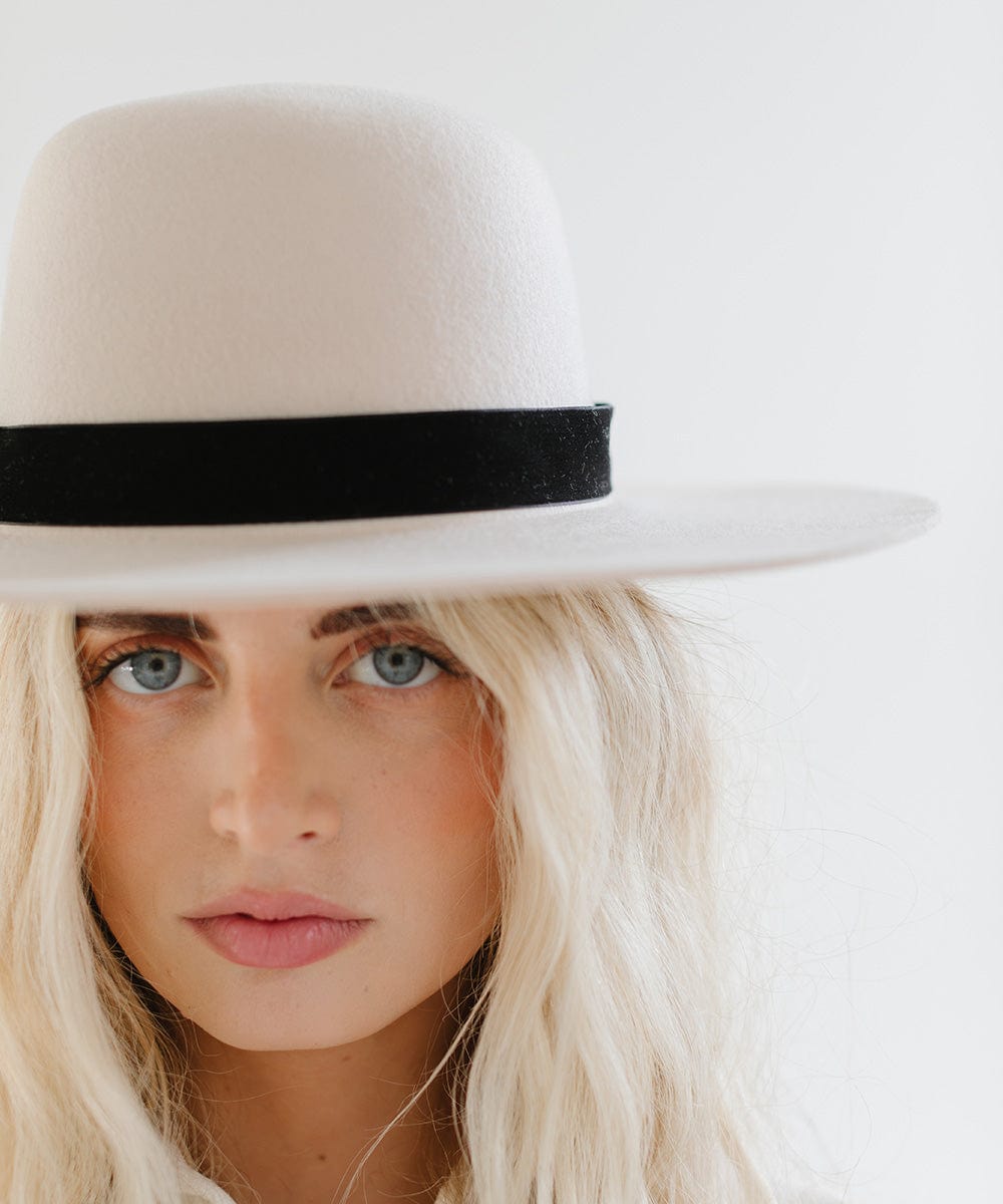 Velvet Chain Hat Band for Women & Men - Stylish Western Cowboy Hat Accessory - Perfect for Rodeo, Country Music Festivals & Outdoor Events