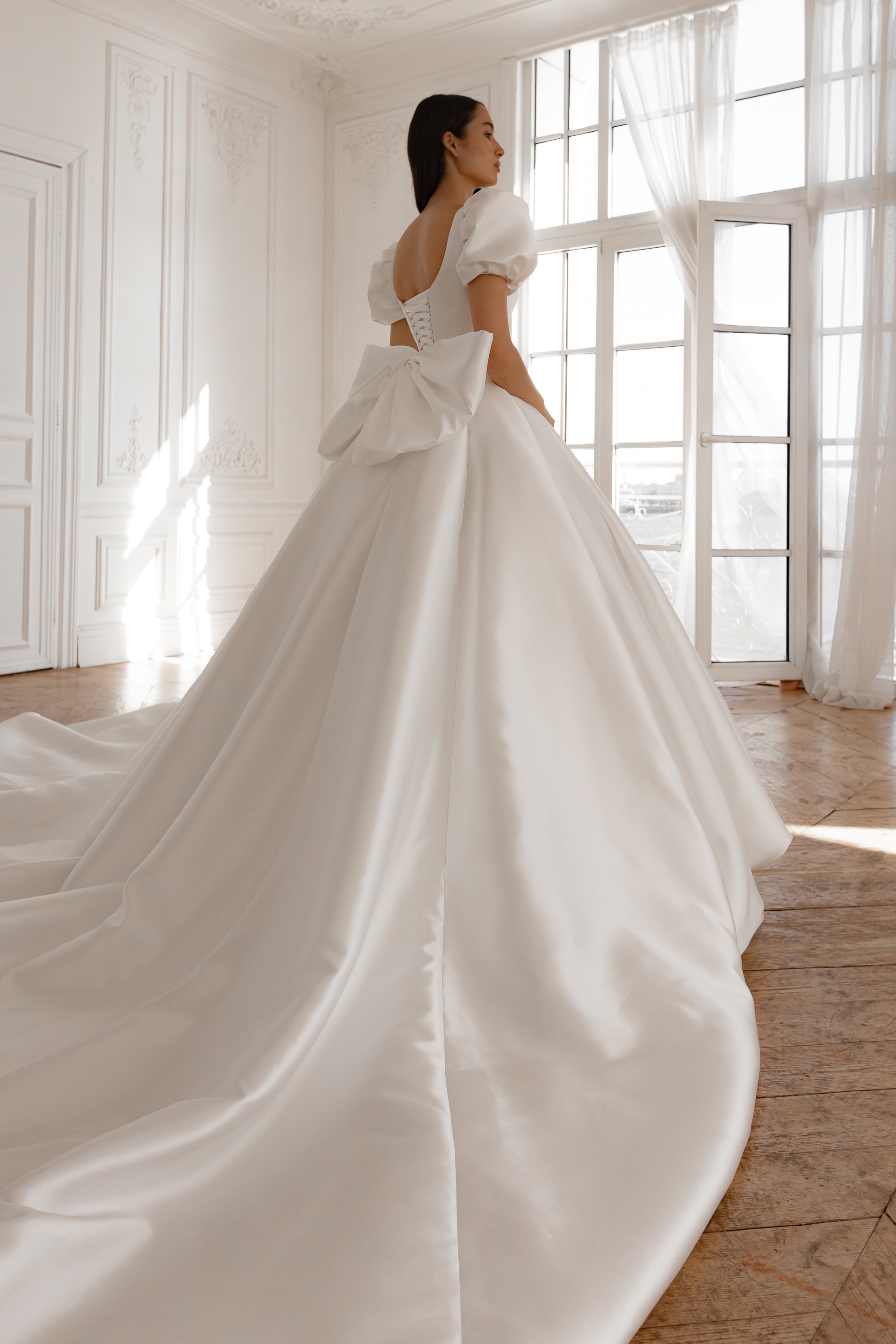 Elegant Mikado Wedding Gown Aurora with Long Train - Perfect for Bridal Ceremonies, Formal Events & Luxury Weddings